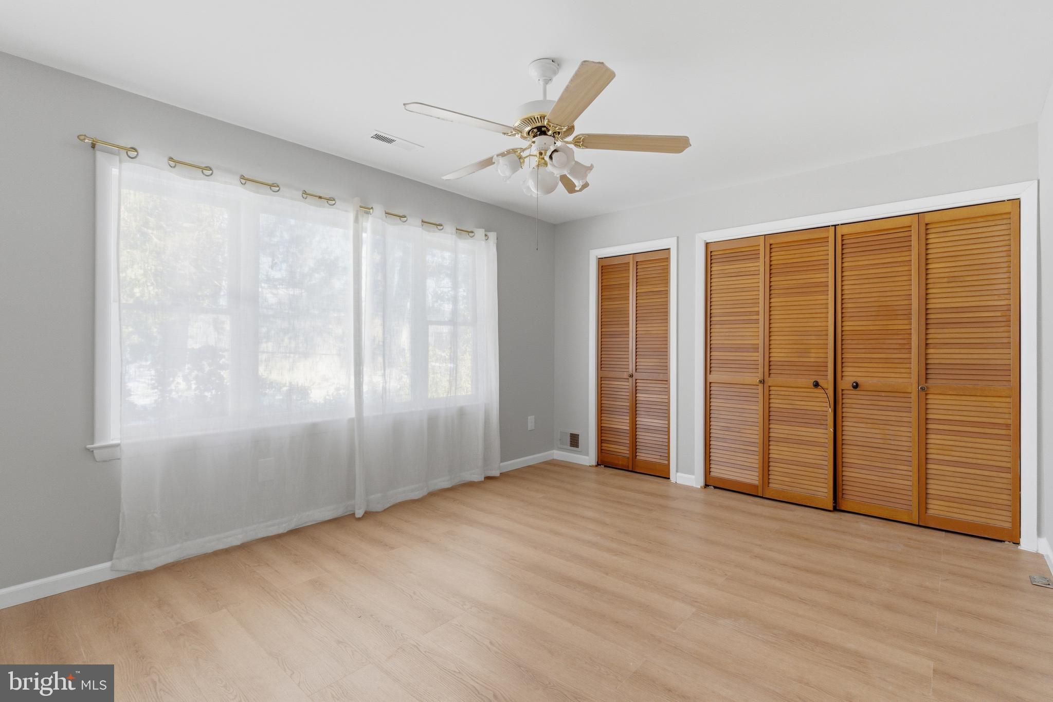 PIMMIT HILLS - Residential Lease