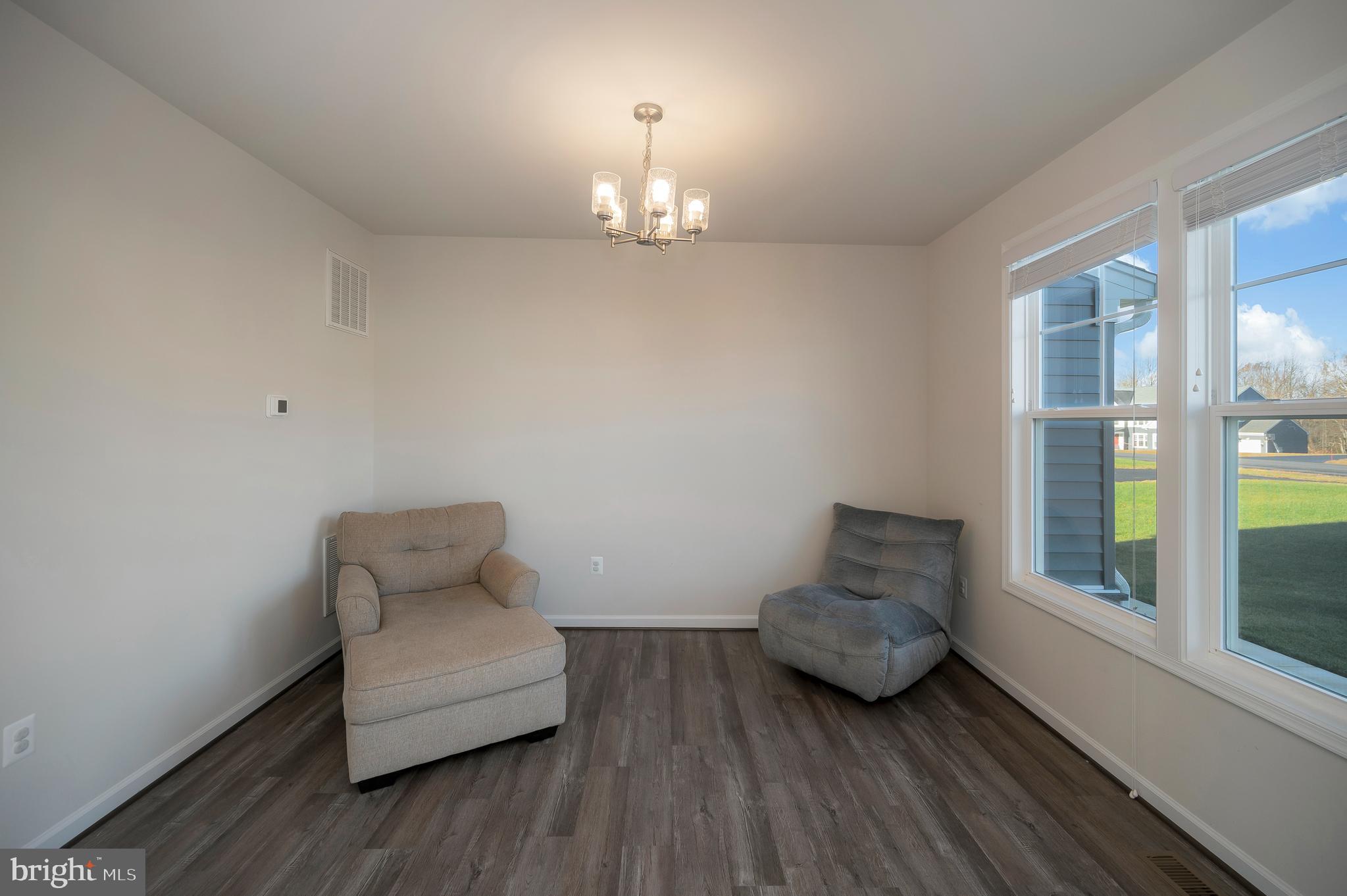 LIBERTY HALL - Residential