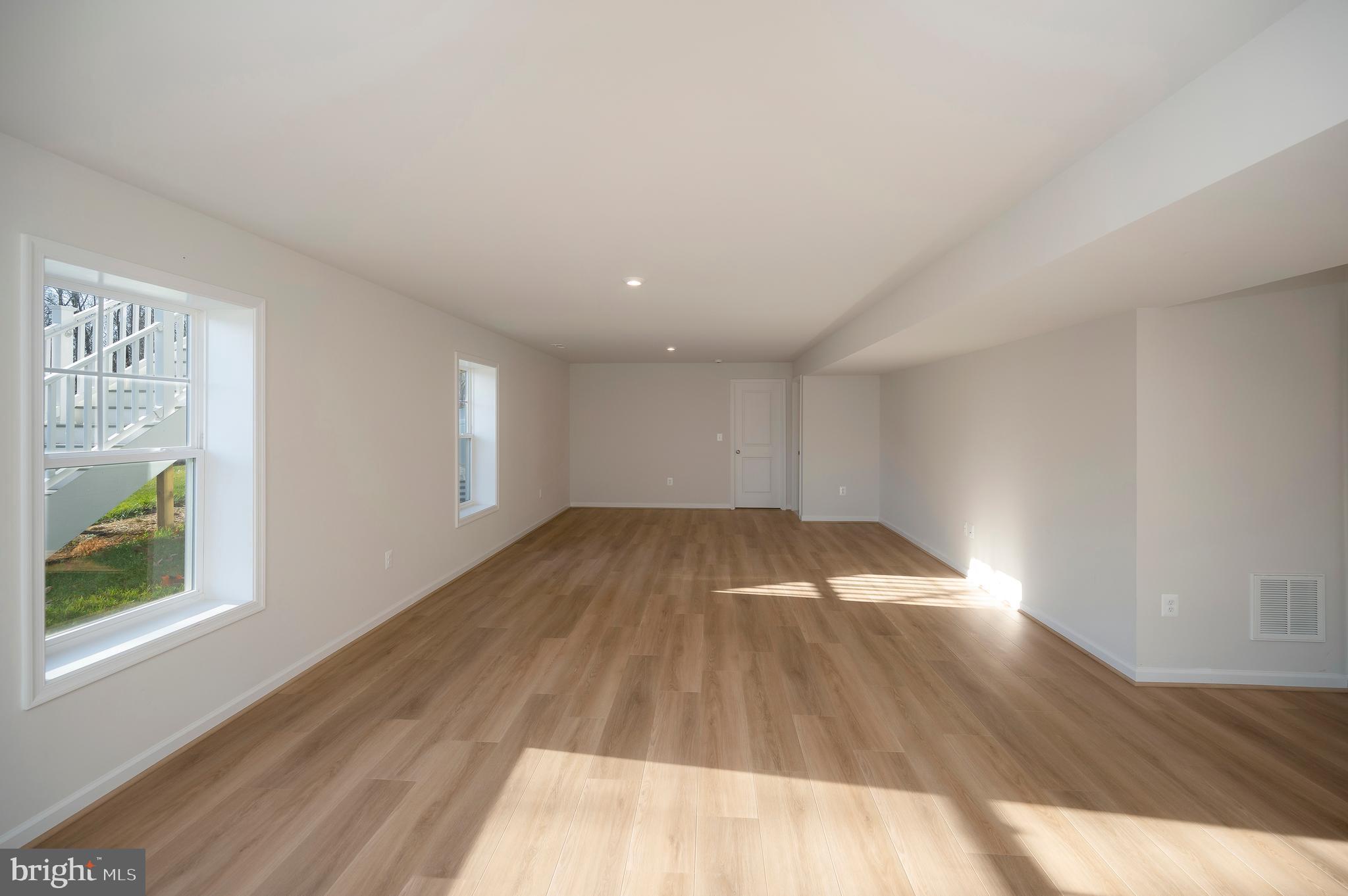 LIBERTY HALL - Residential