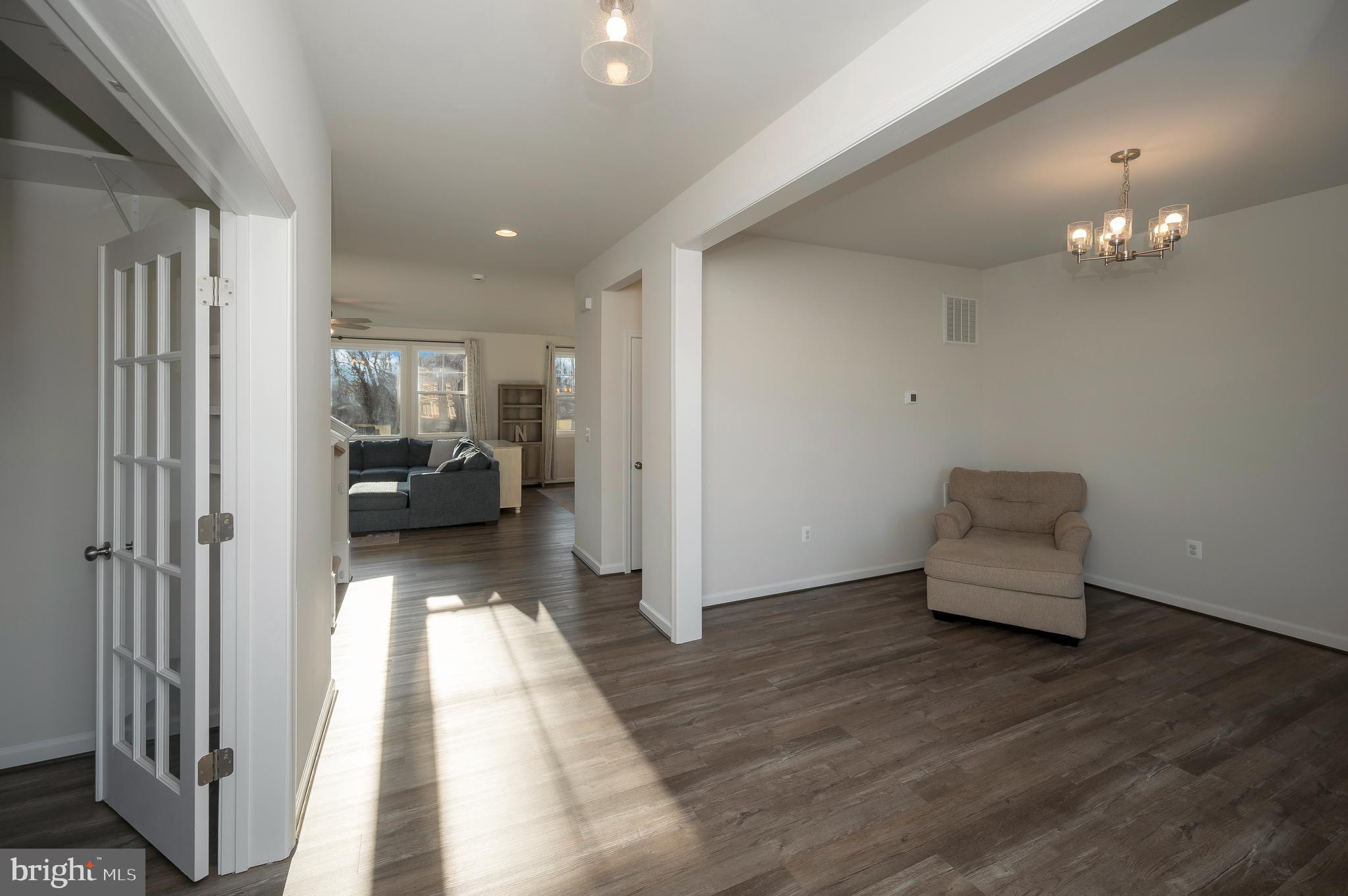 LIBERTY HALL - Residential