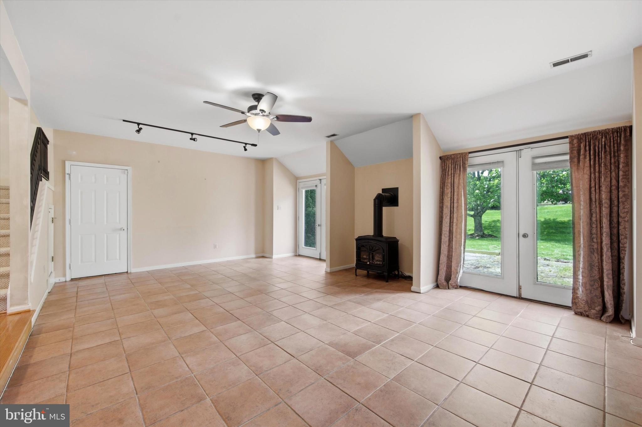 LINDENFIELD - Residential