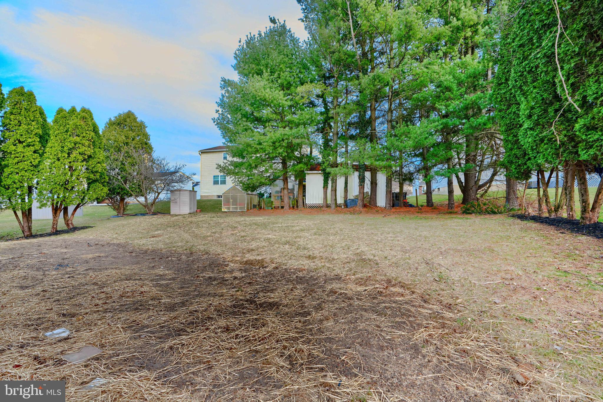 OLDE MILL ESTATES - Residential