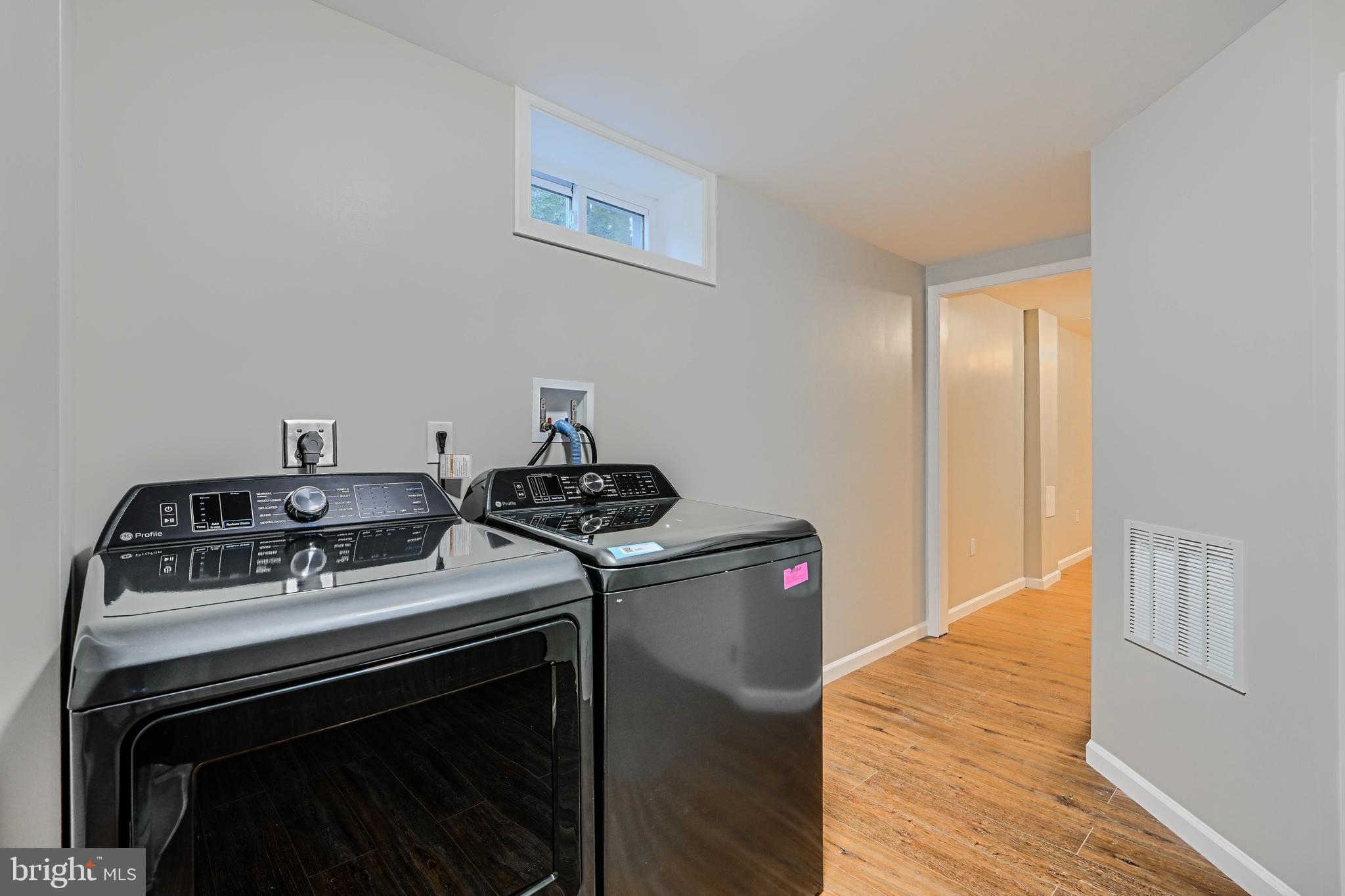 OLDE MILL ESTATES - Residential