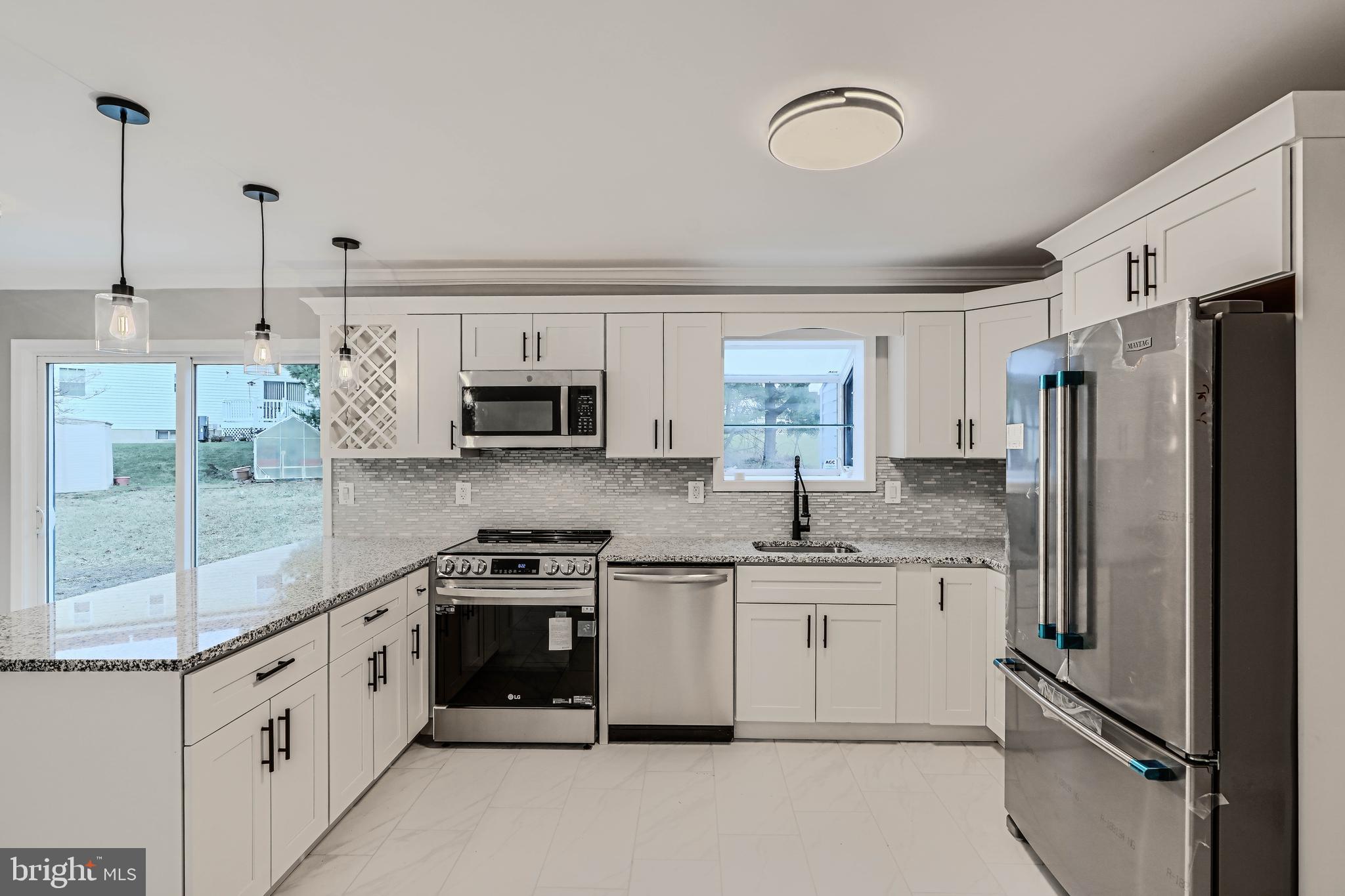 OLDE MILL ESTATES - Residential