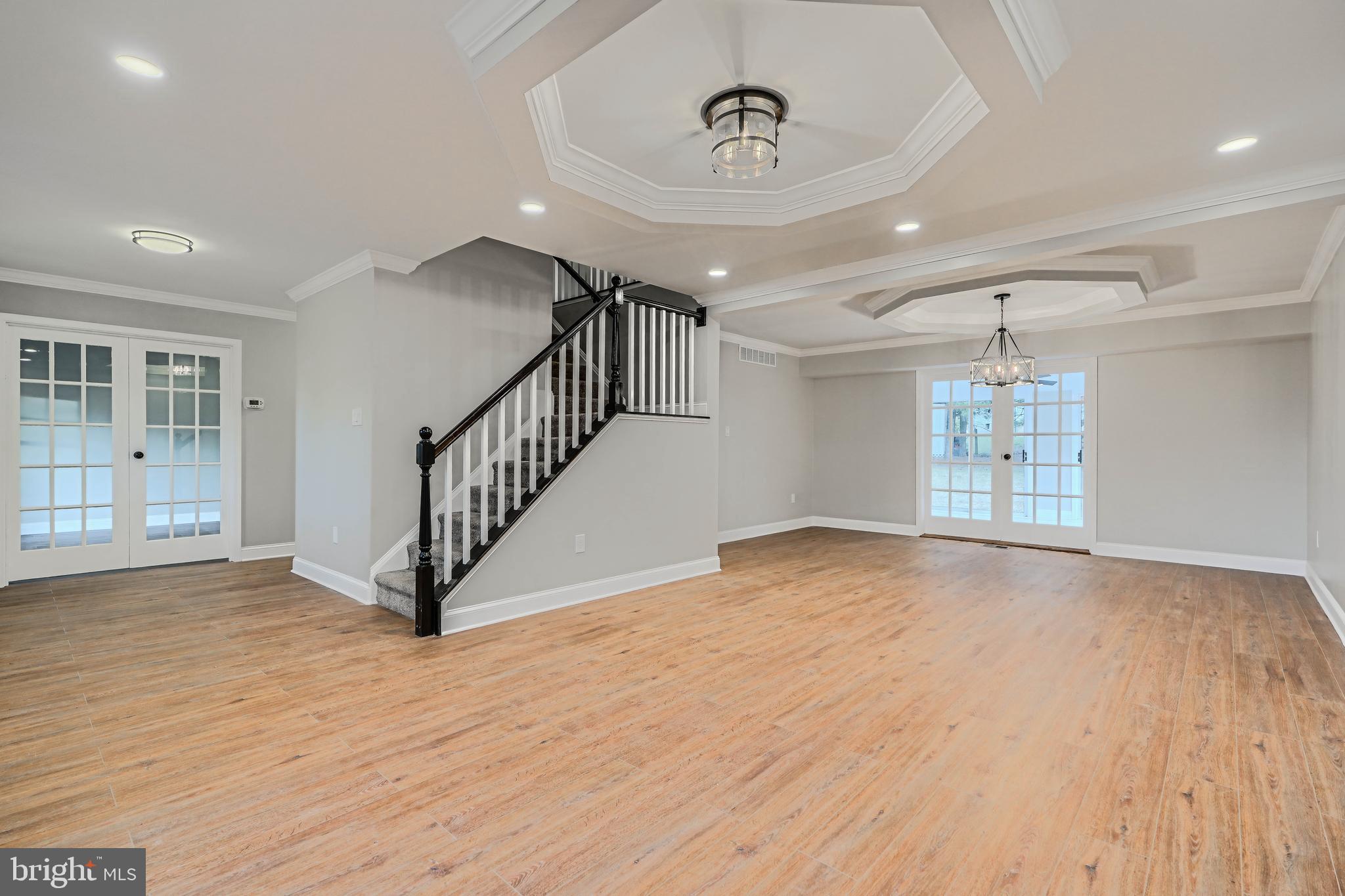 OLDE MILL ESTATES - Residential