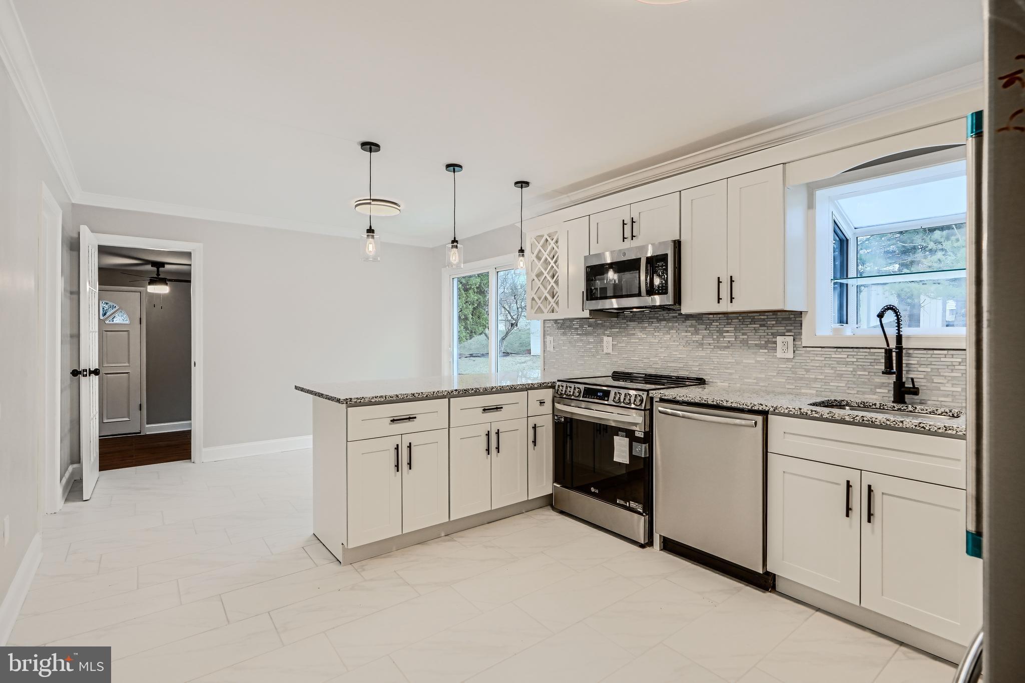 OLDE MILL ESTATES - Residential