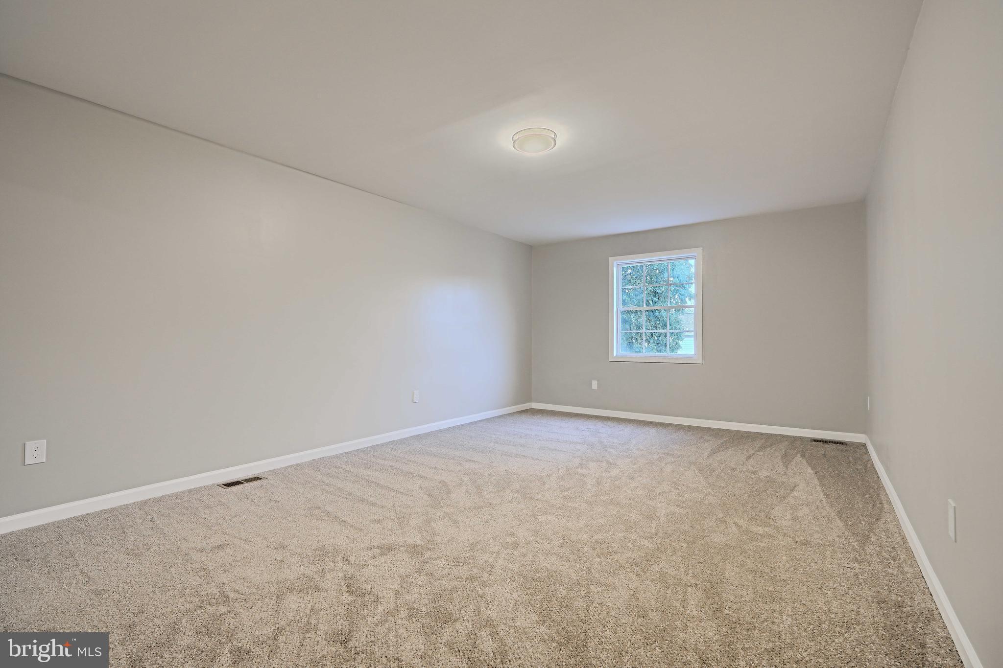 OLDE MILL ESTATES - Residential