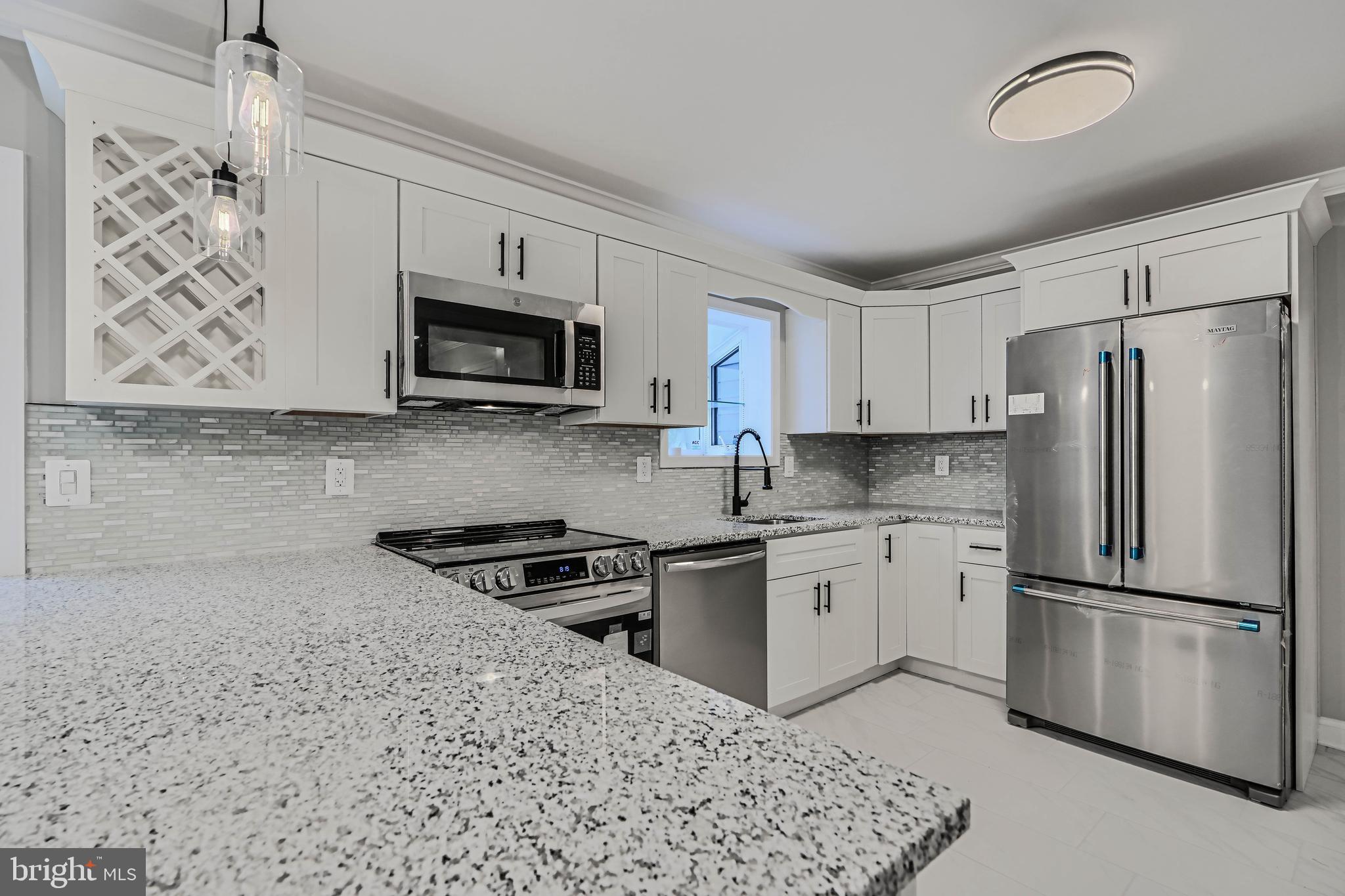 OLDE MILL ESTATES - Residential