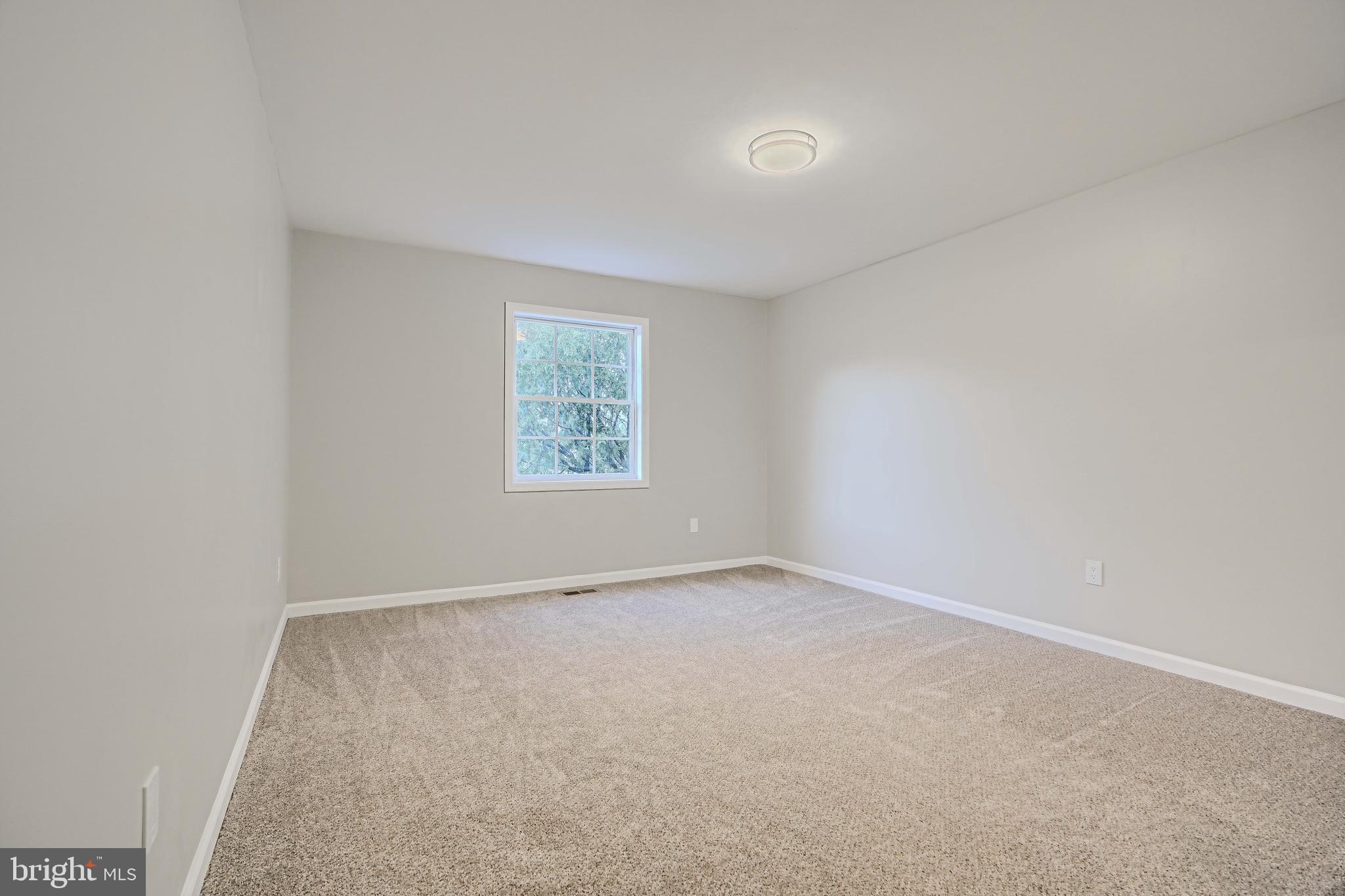 OLDE MILL ESTATES - Residential