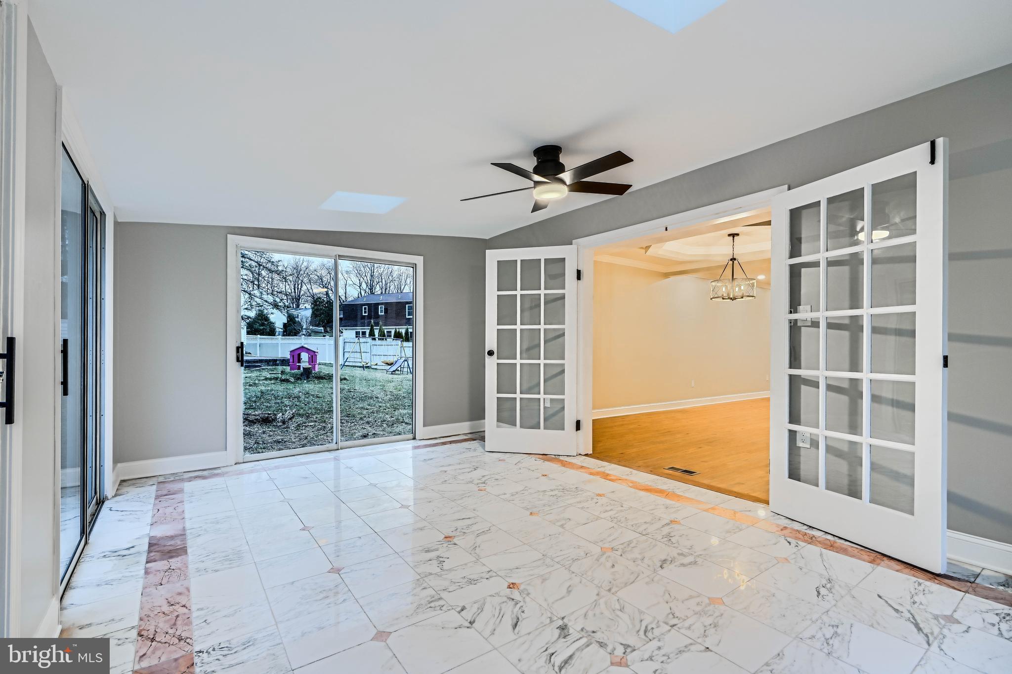 OLDE MILL ESTATES - Residential