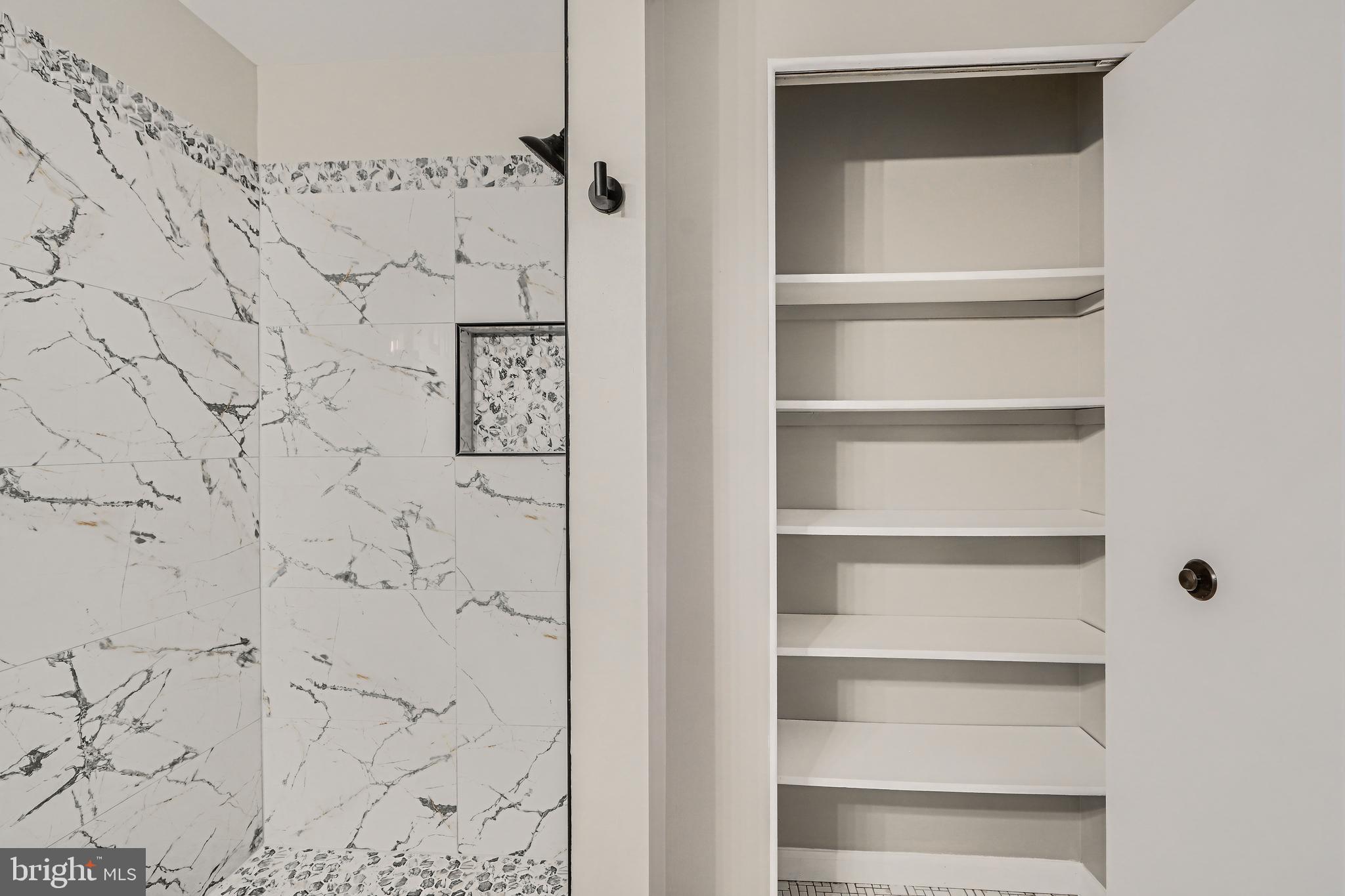 OLDE MILL ESTATES - Residential