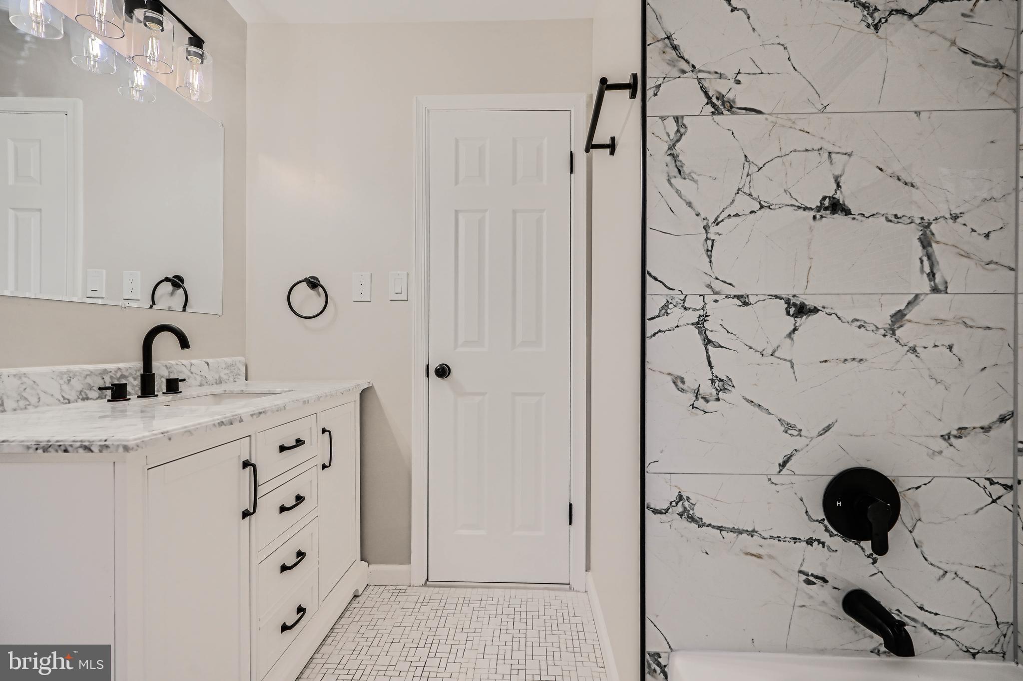 OLDE MILL ESTATES - Residential