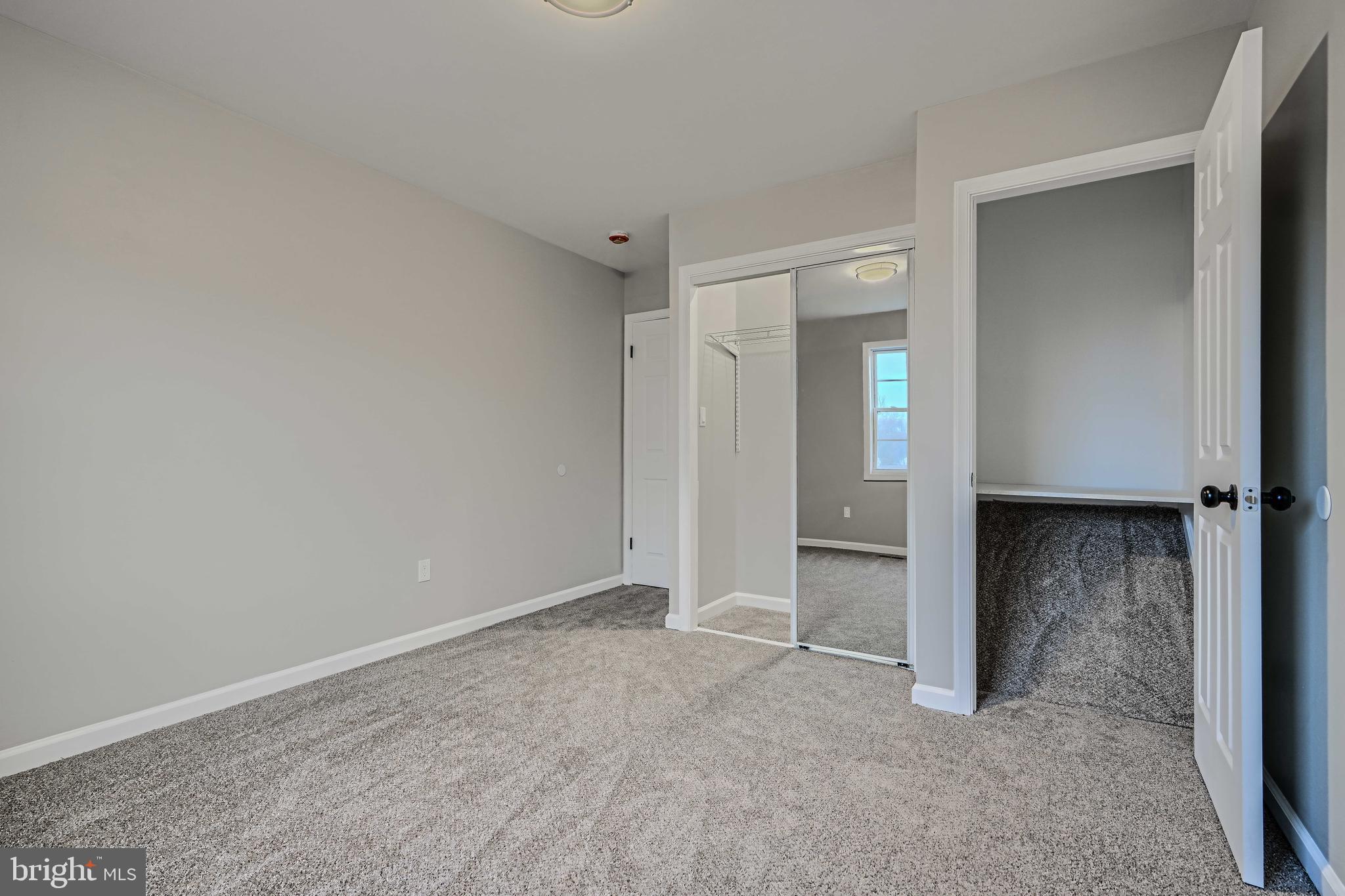 OLDE MILL ESTATES - Residential