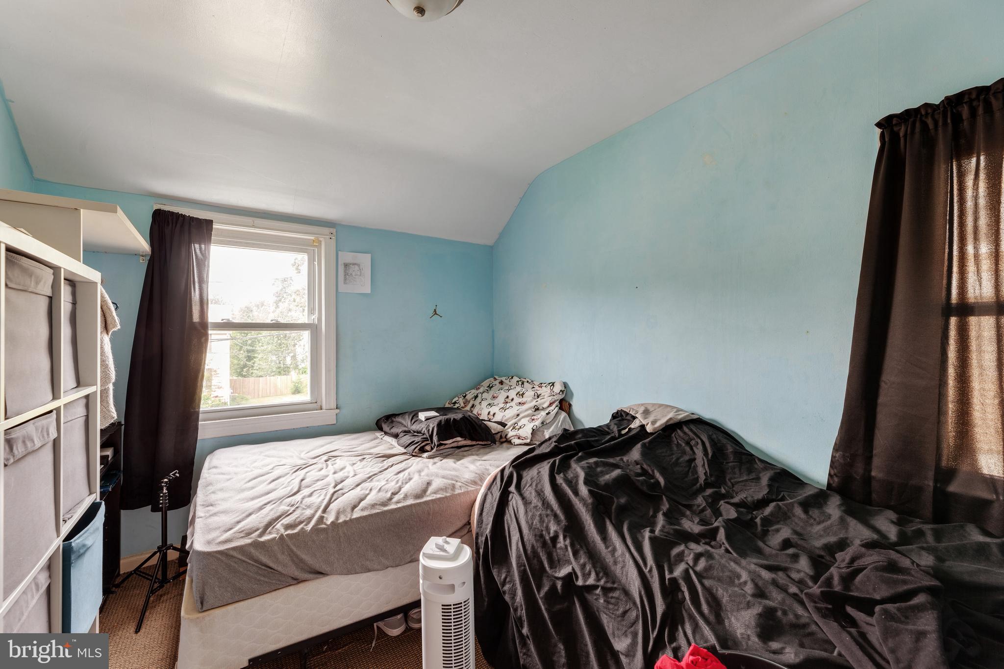 LANDOVER HILLS - Residential