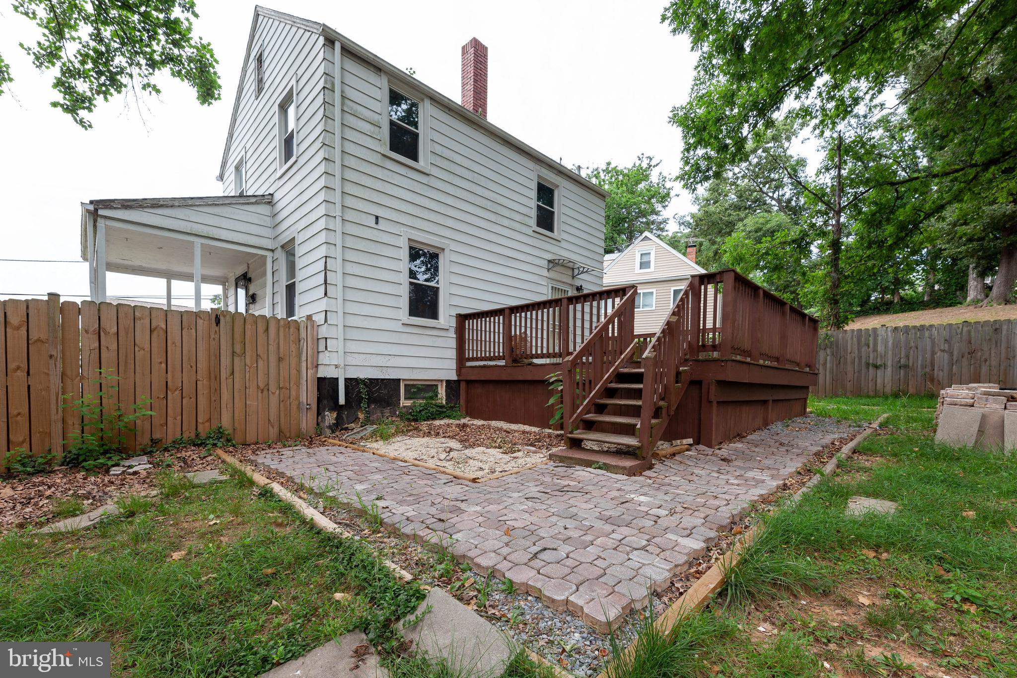 LANDOVER HILLS - Residential