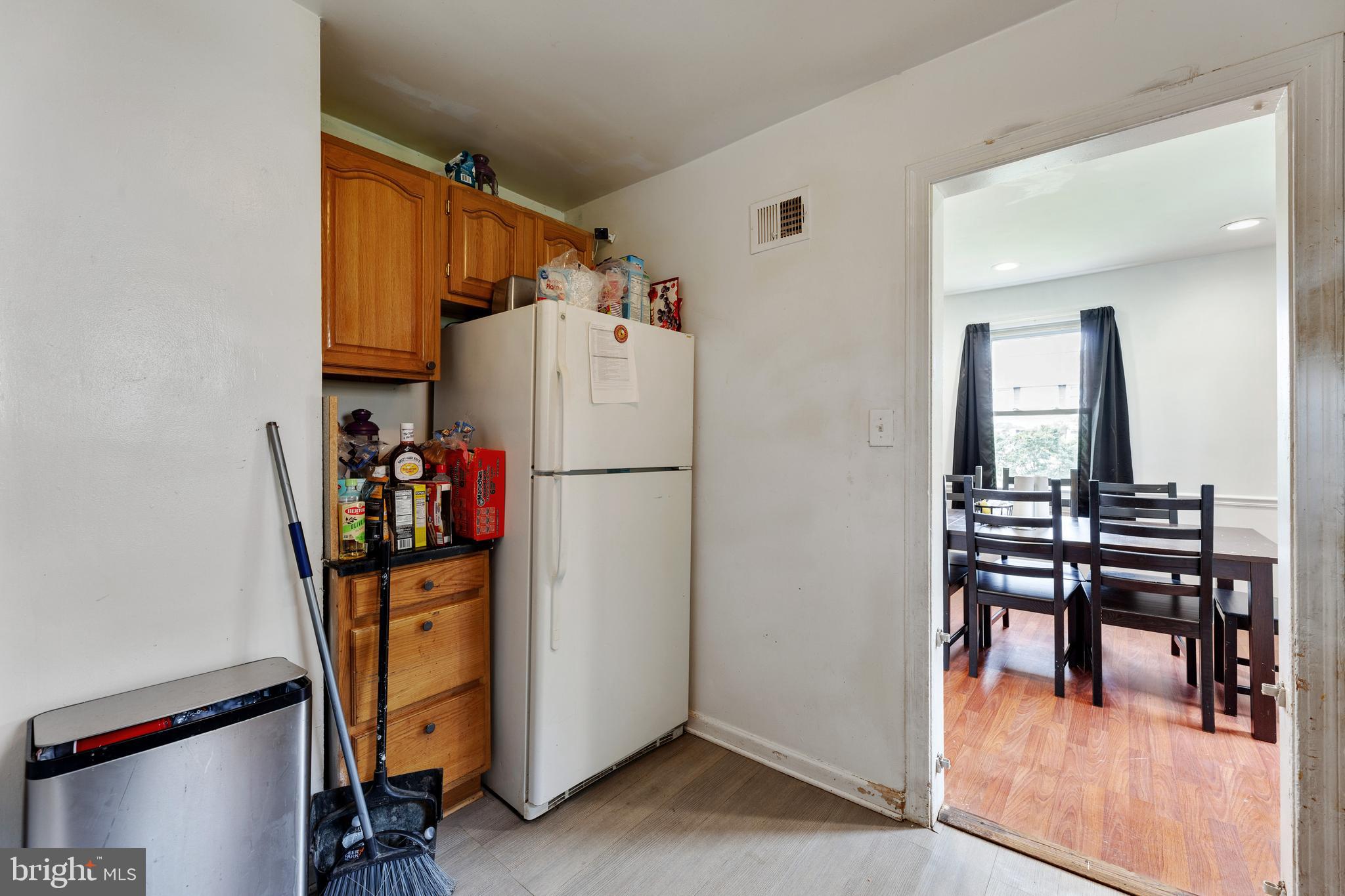 LANDOVER HILLS - Residential