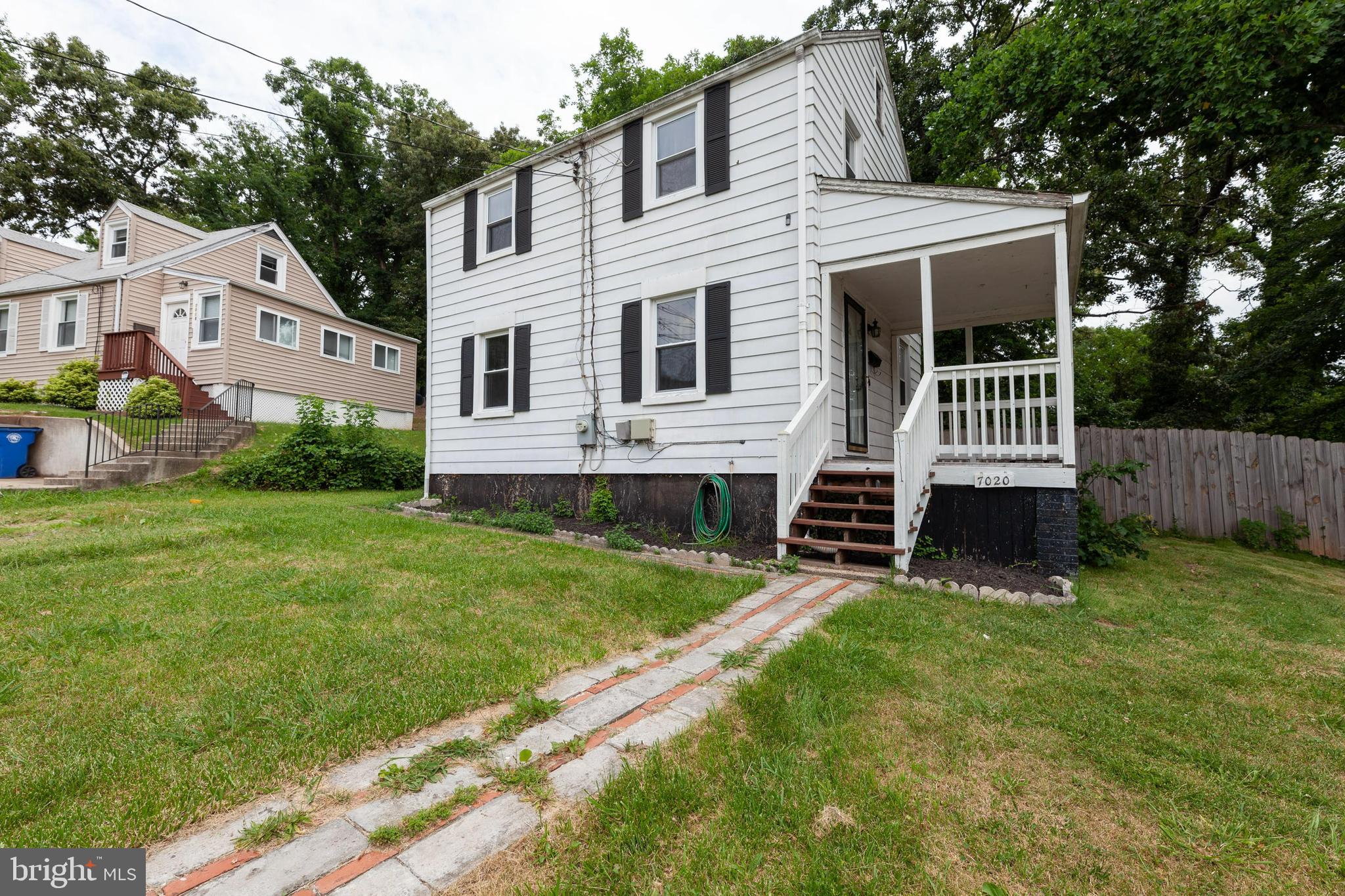 LANDOVER HILLS - Residential