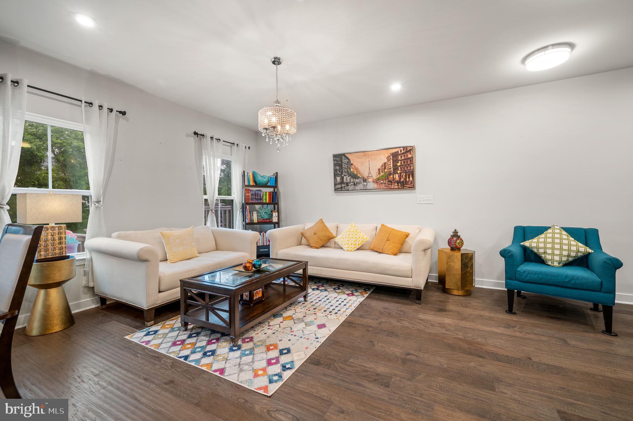 TOWNES AT MALVERN - Residential Lease