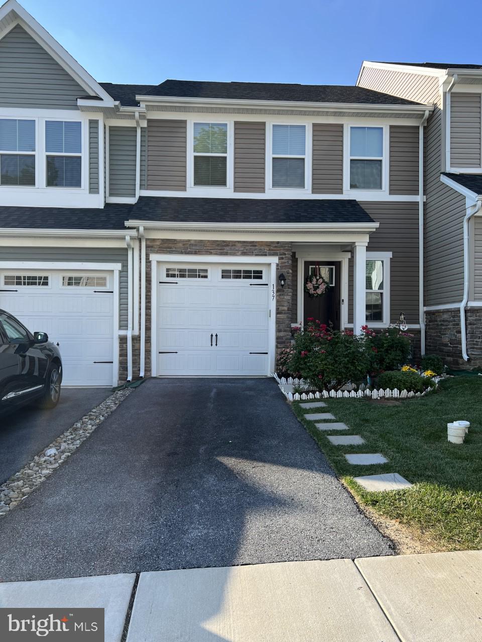 TOWNES AT MALVERN - Residential Lease