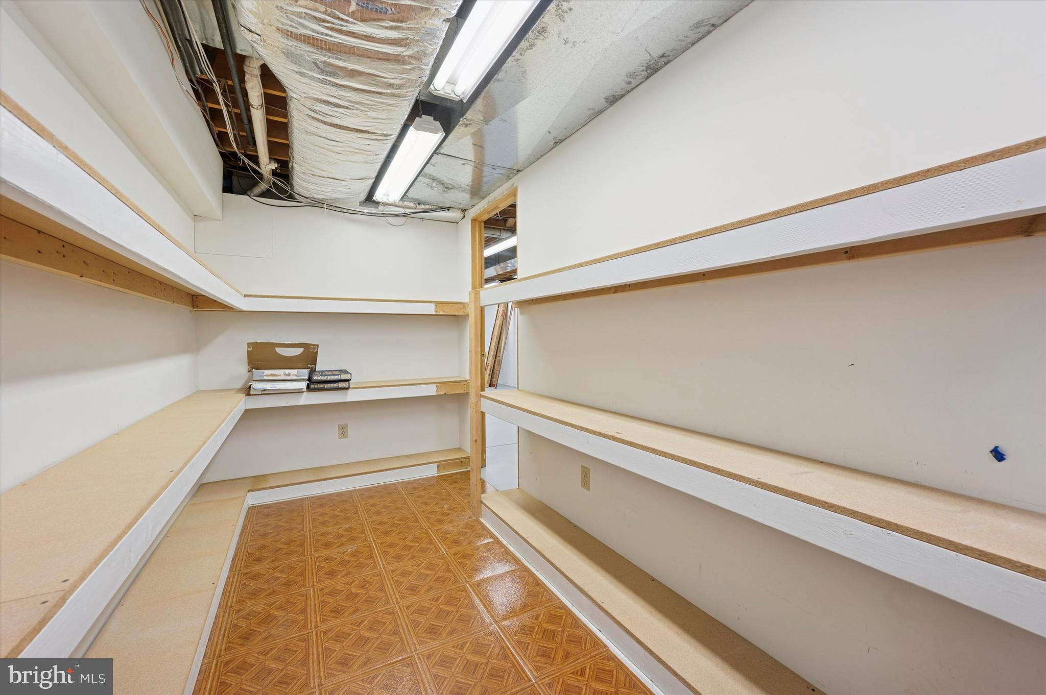 OAKS AT ROSE TREE - Residential