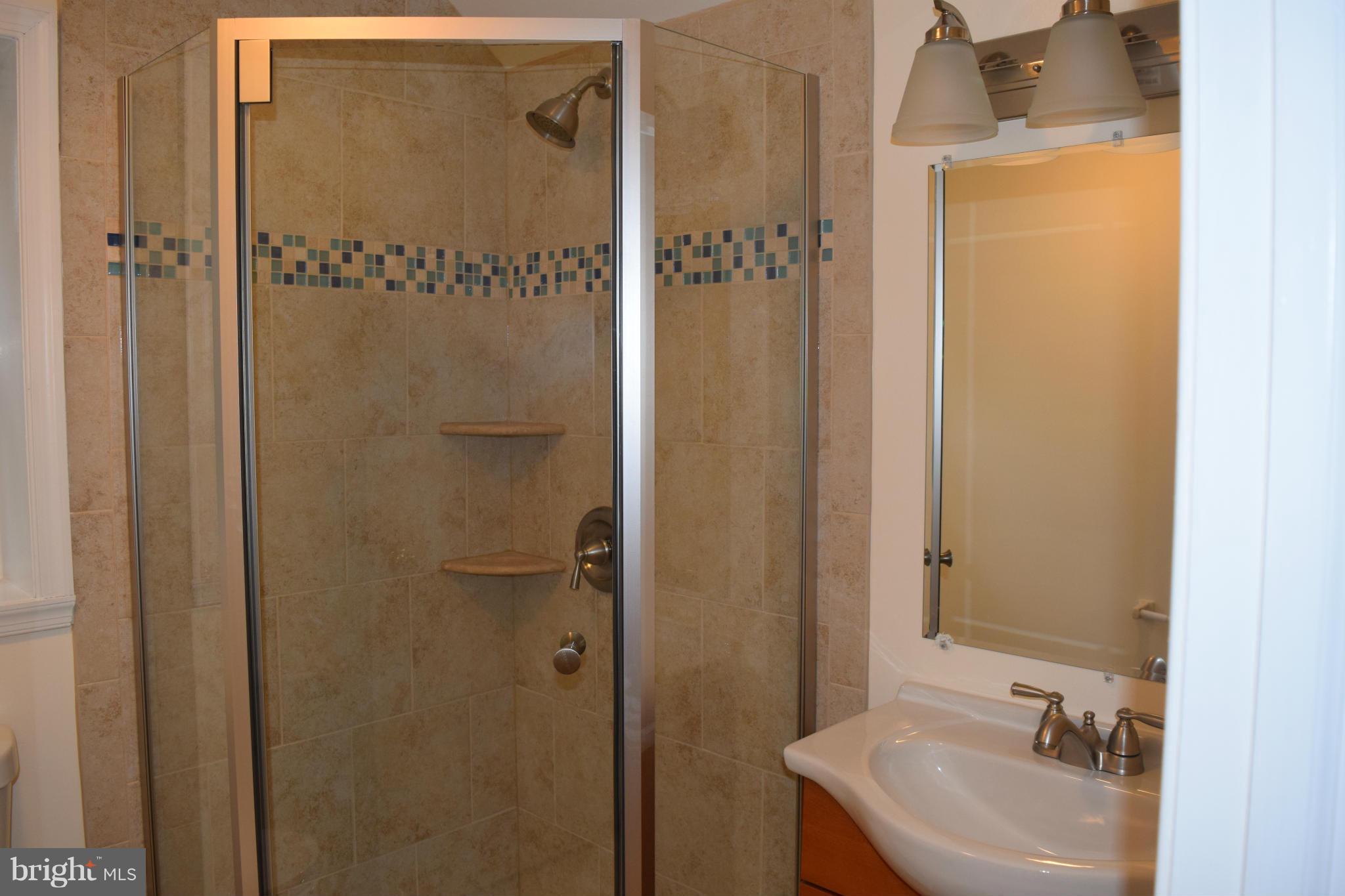 WHEATON OUT RES. (2) - Residential Lease