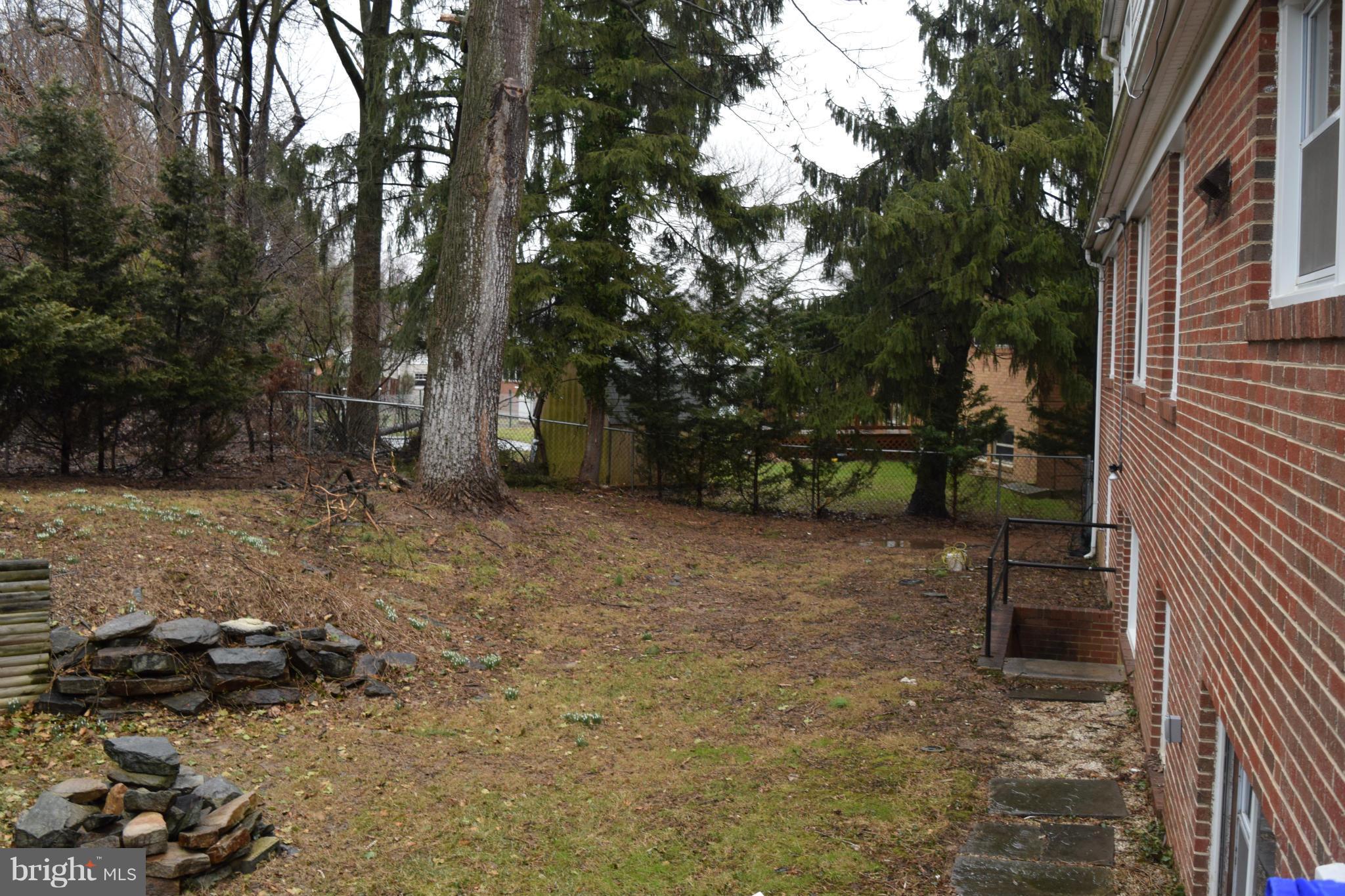 WHEATON OUT RES. (2) - Residential Lease