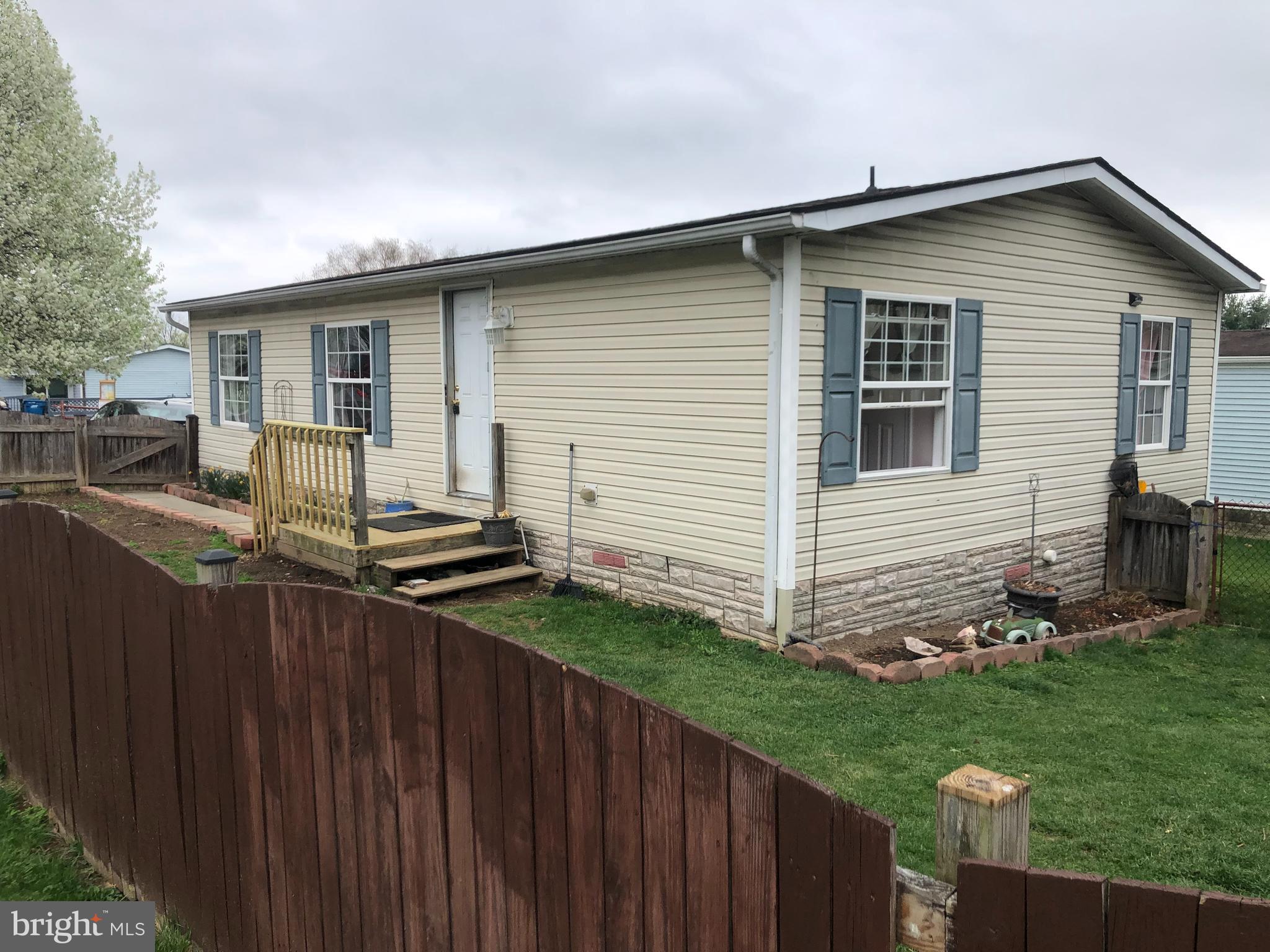 HIGHLAND MANOR - Residential