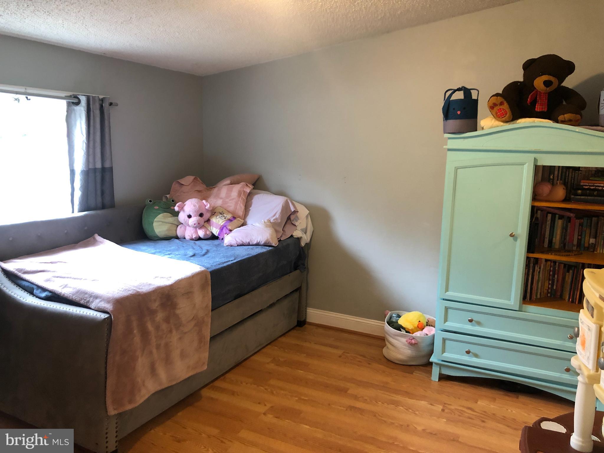 HIGHLAND MANOR - Residential