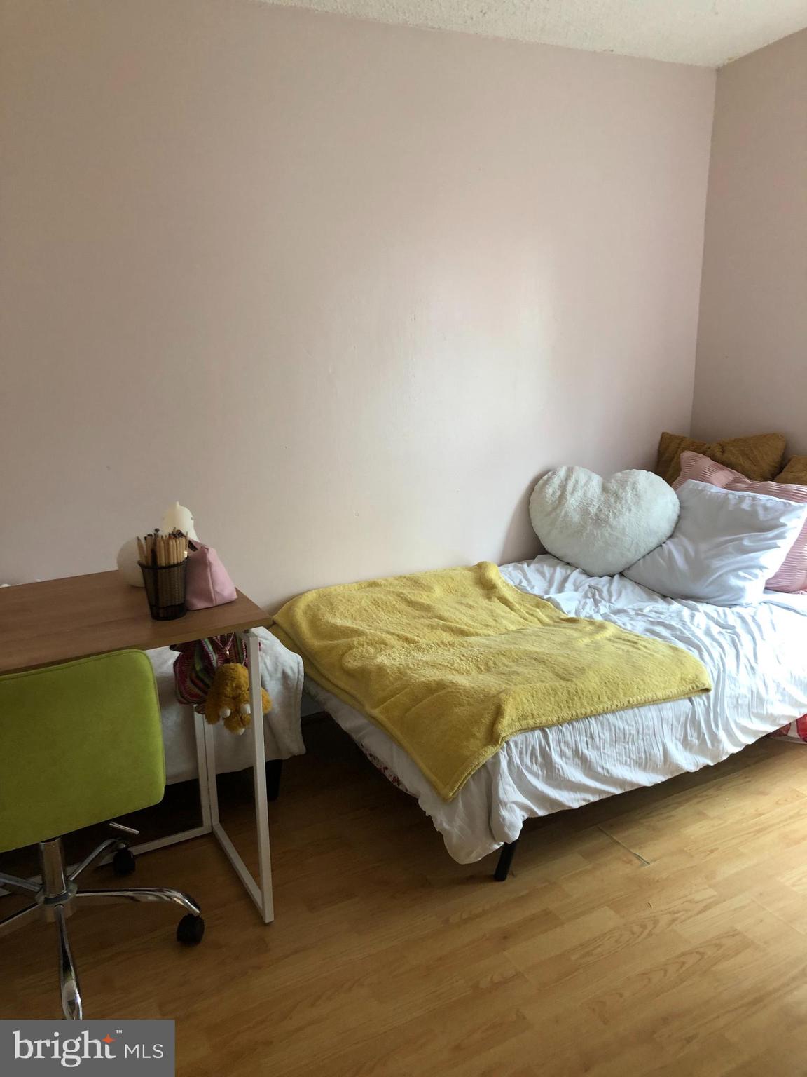 HIGHLAND MANOR - Residential