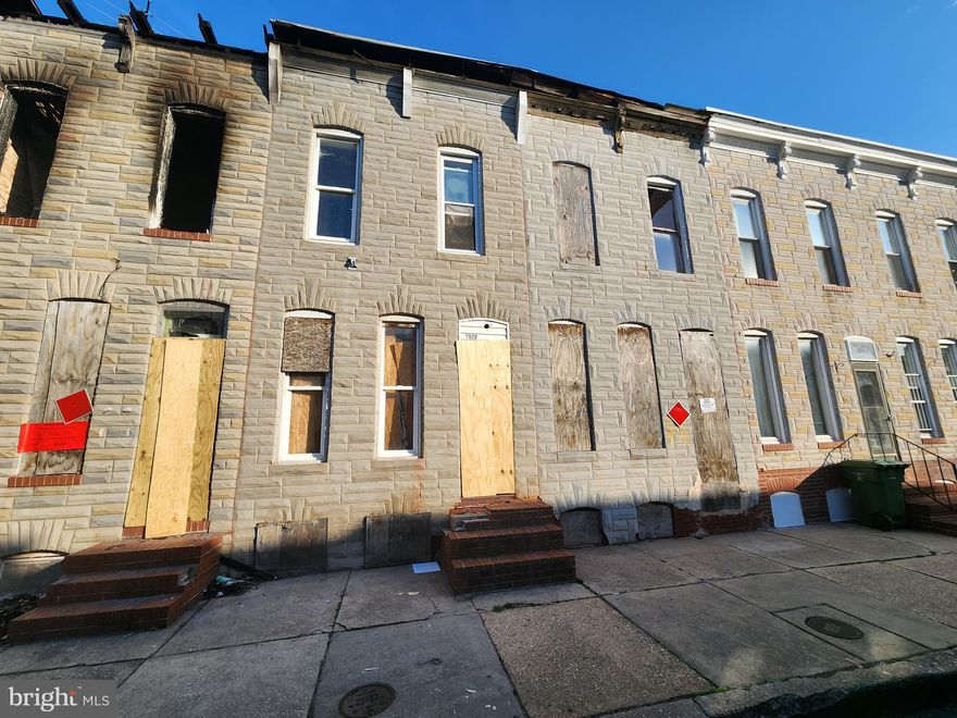 ONLINE AUCTION: Bidding begins 4/25/2025 @ 10:00 AM. Bidding ends 4/29/2025 @ 12:30 PM. List Price is Suggested Opening Bid. Deposit: $5,000.

This two-story townhouse at 1920 Christian St in Baltimore's Carrollton Ridge neighborhood is a shell in need of total renovation. The property is within +/- 1 mile of Carroll Park, a 117-acre green space offering various recreational facilities. Major traffic routes nearby include Wilkens Avenue and Monroe Street, providing access to downtown Baltimore and surrounding areas. The property is currently vacant.