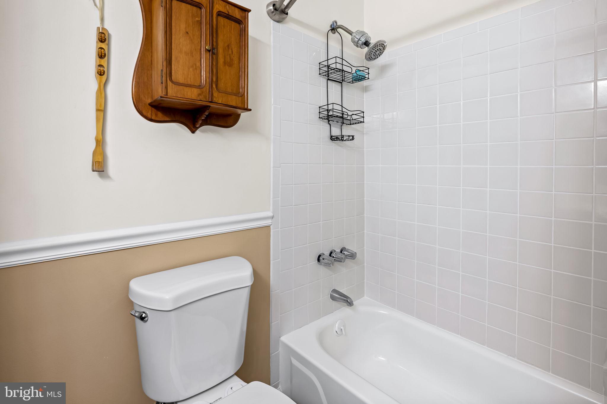 KENT ISLAND ESTATES - Residential