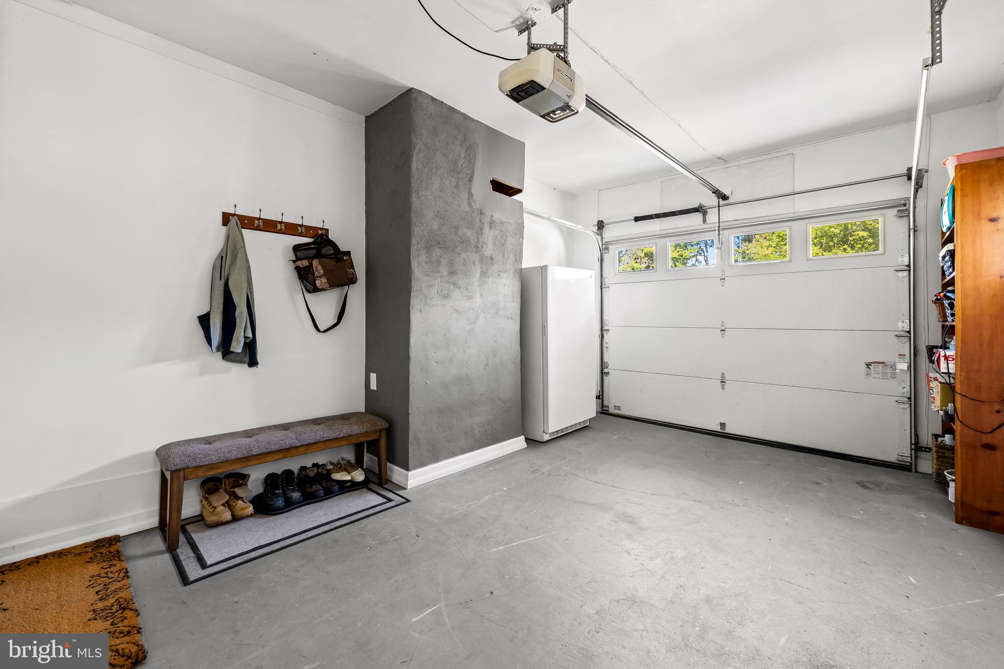 KENT ISLAND ESTATES - Residential