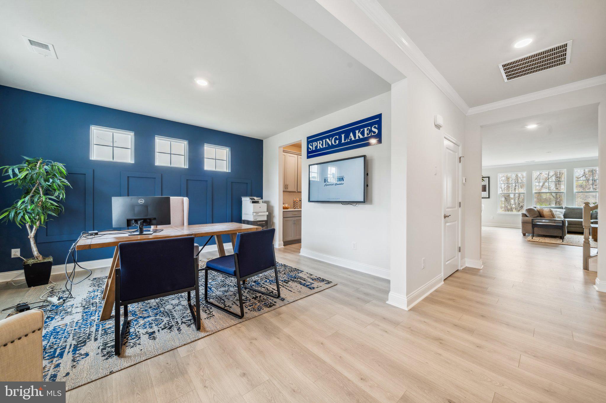 86 WHISPERING OAKS DRIVE