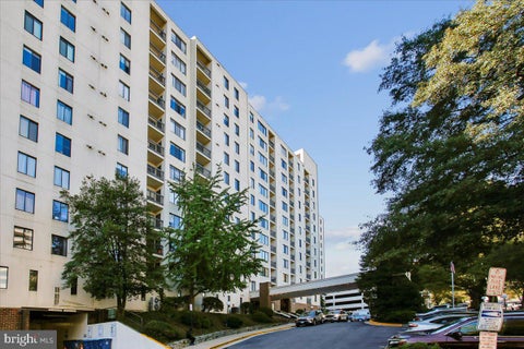 Photo of 6300 Stevenson Avenue #1009, ALEXANDRIA, VA 22304 (MLS # VAAX2067106)