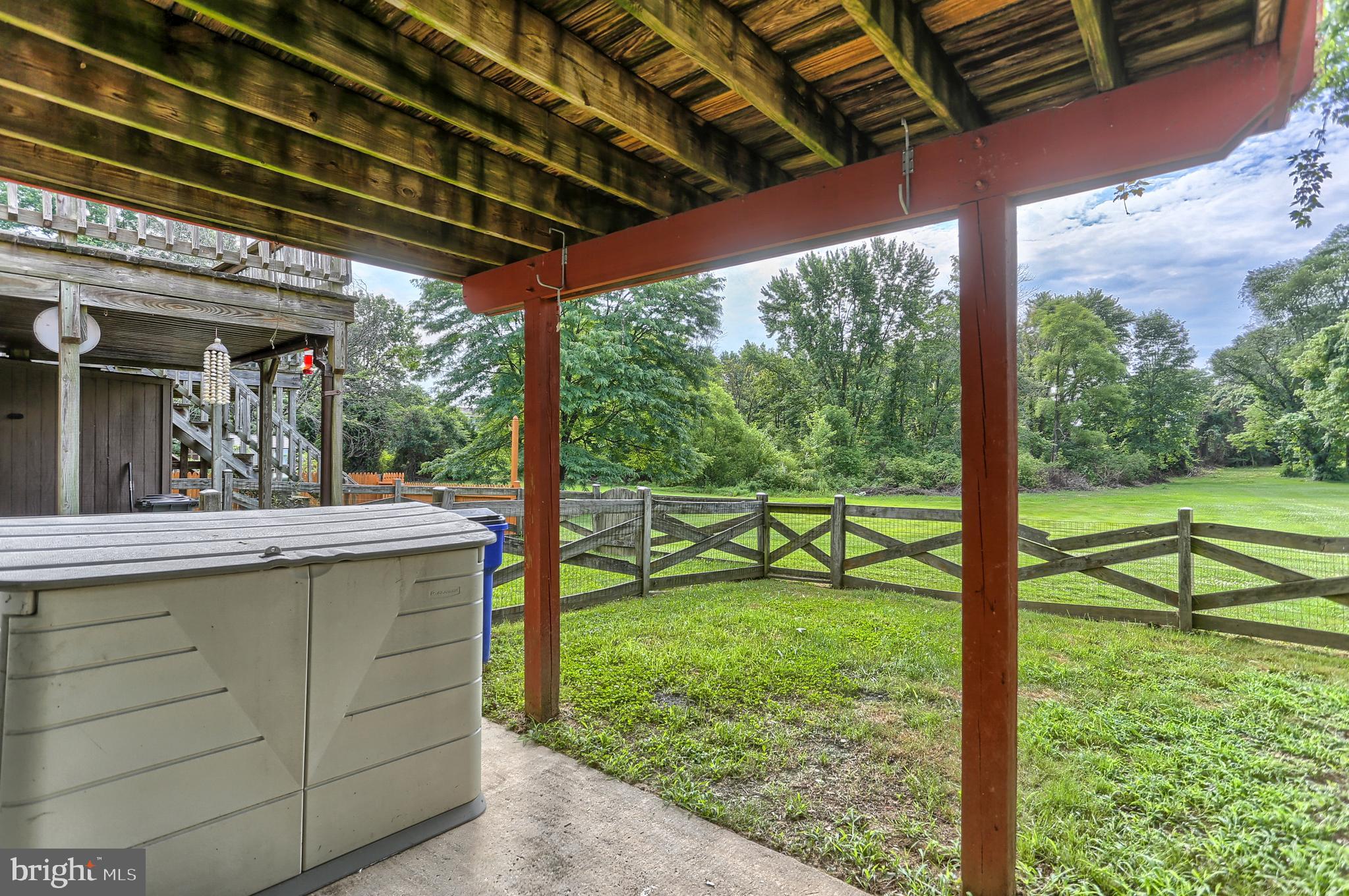 WEST SHORE - Residential