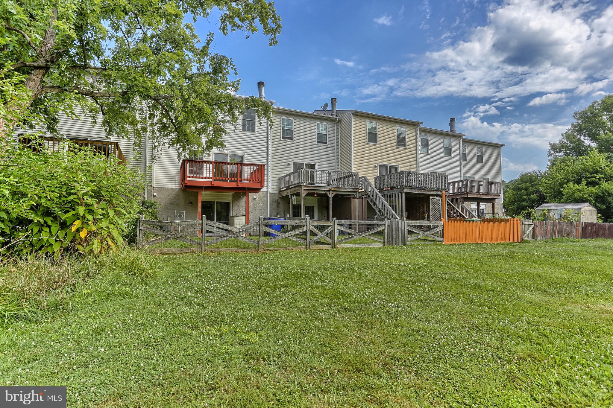 WEST SHORE - Residential