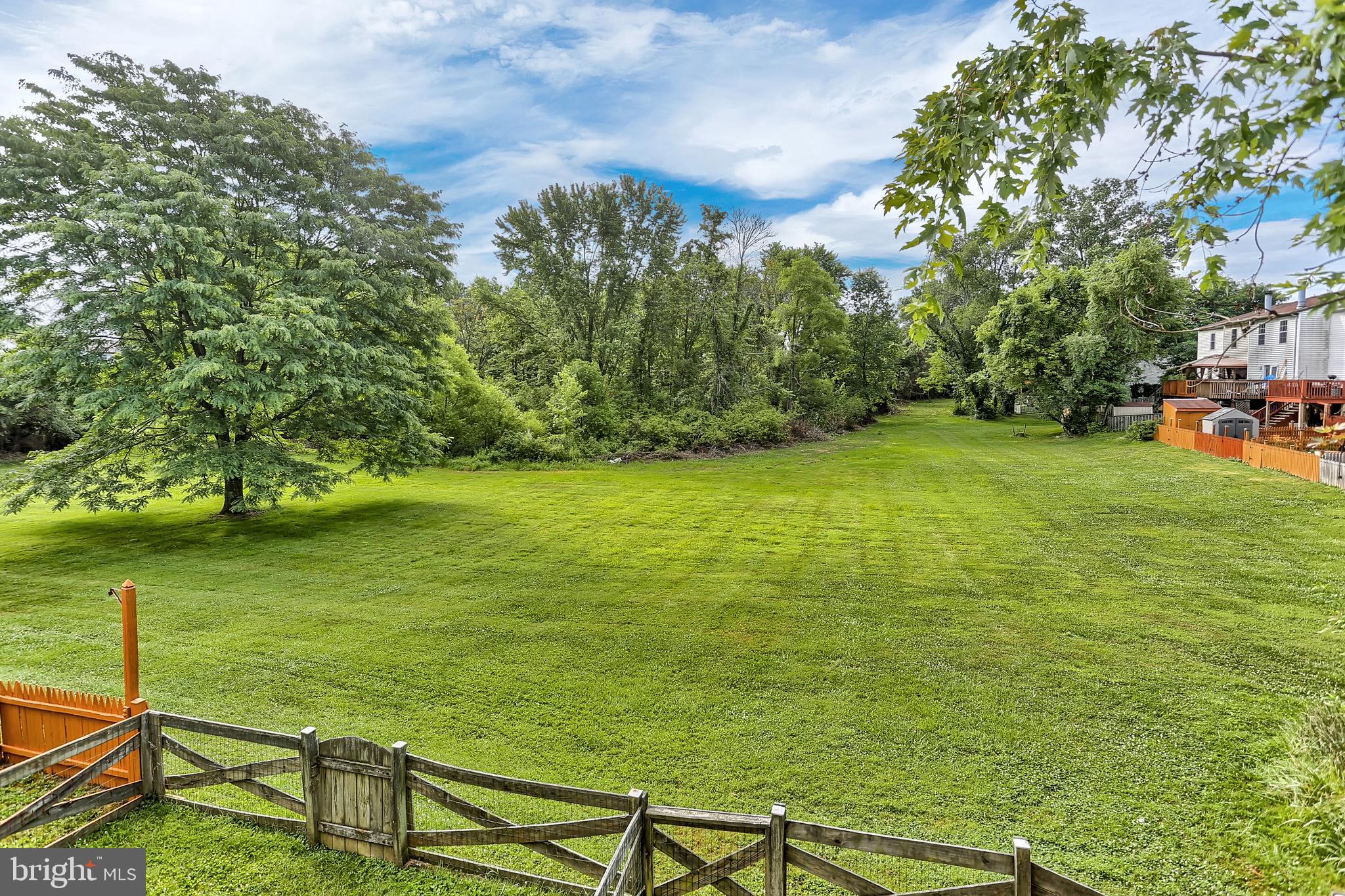 WEST SHORE - Residential