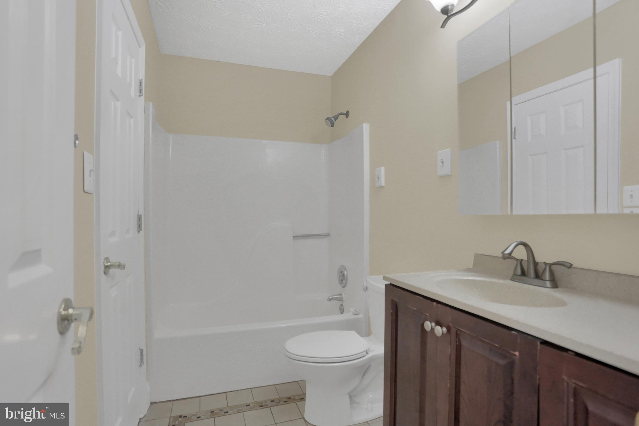 WEST SHORE - Residential