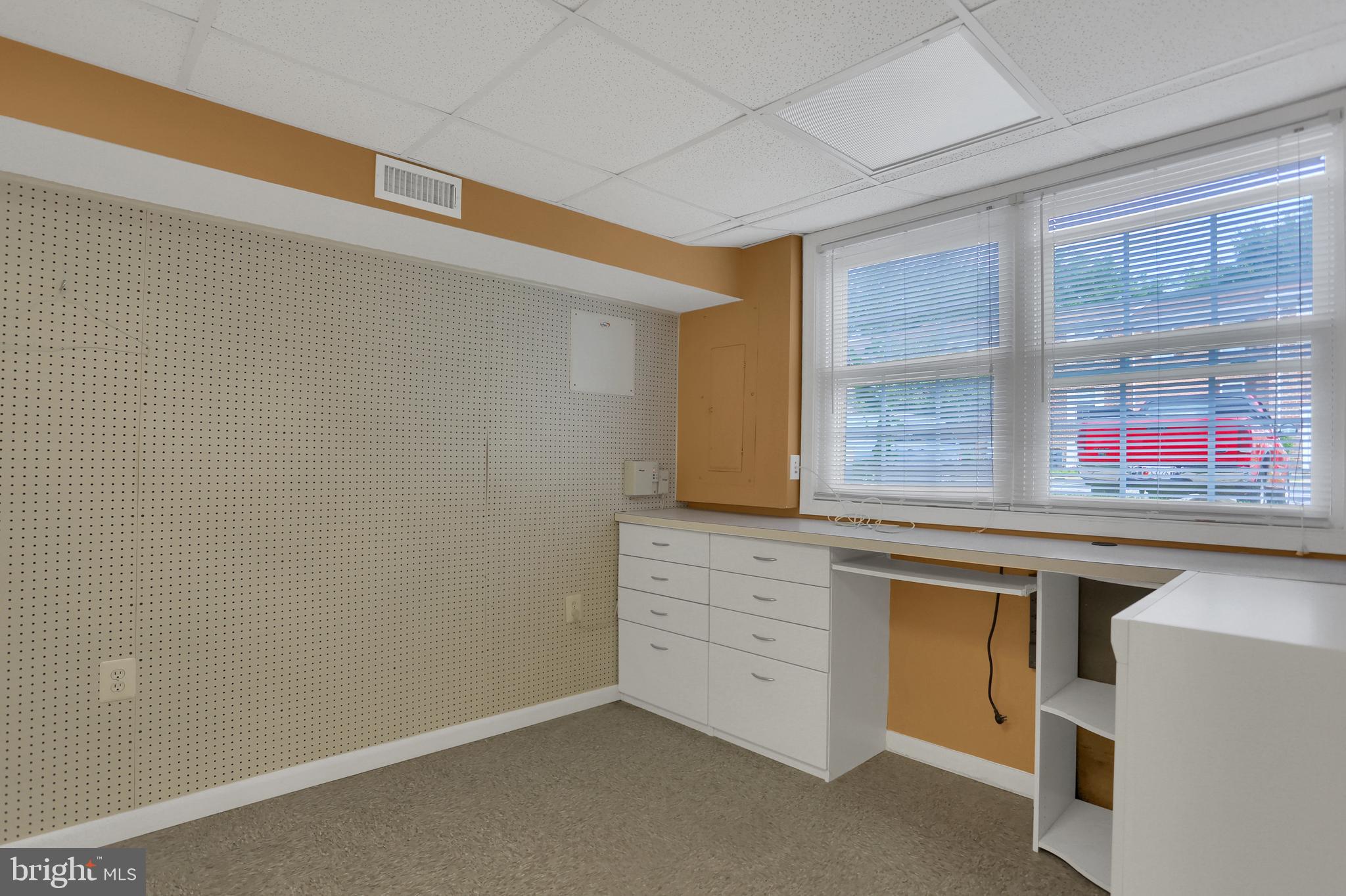 WEST SHORE - Residential