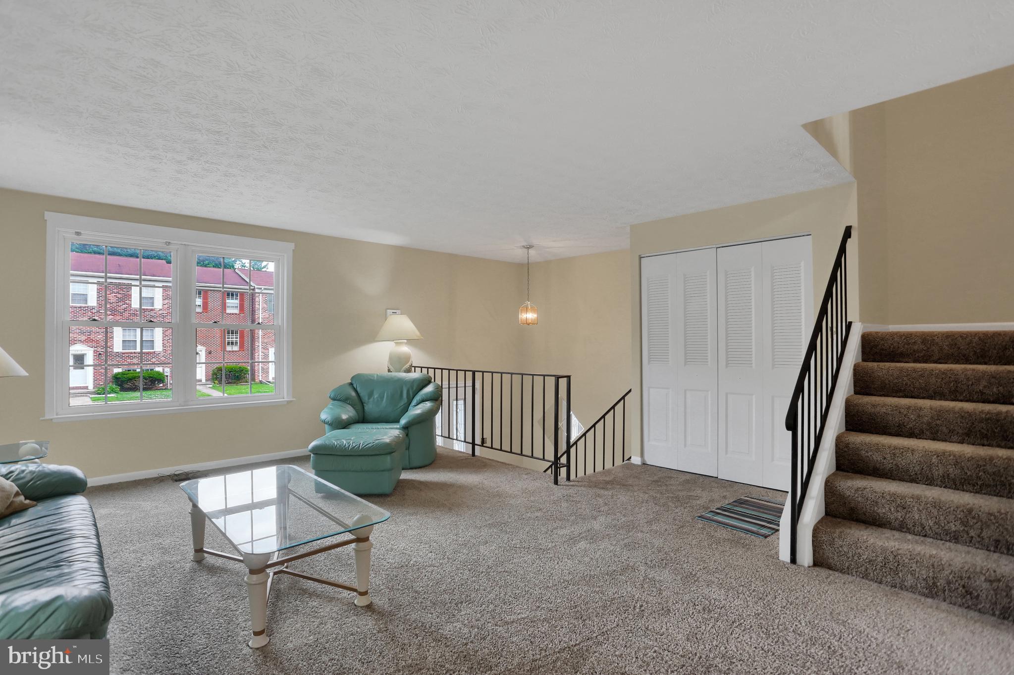 WEST SHORE - Residential