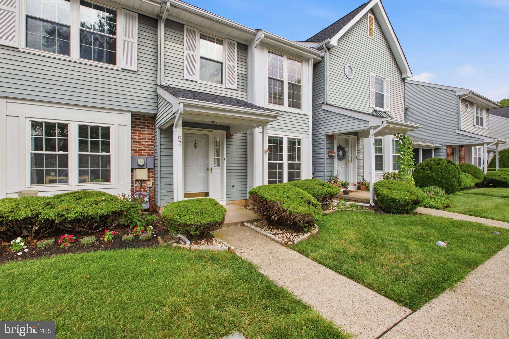 53 ARDSLEY COURT