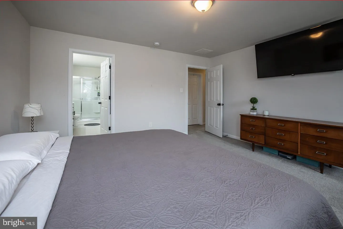 Vineland, New Jersey 08361, United States, 4 Bedrooms Bedrooms, ,3 BathroomsBathrooms,Residential,Active,250226