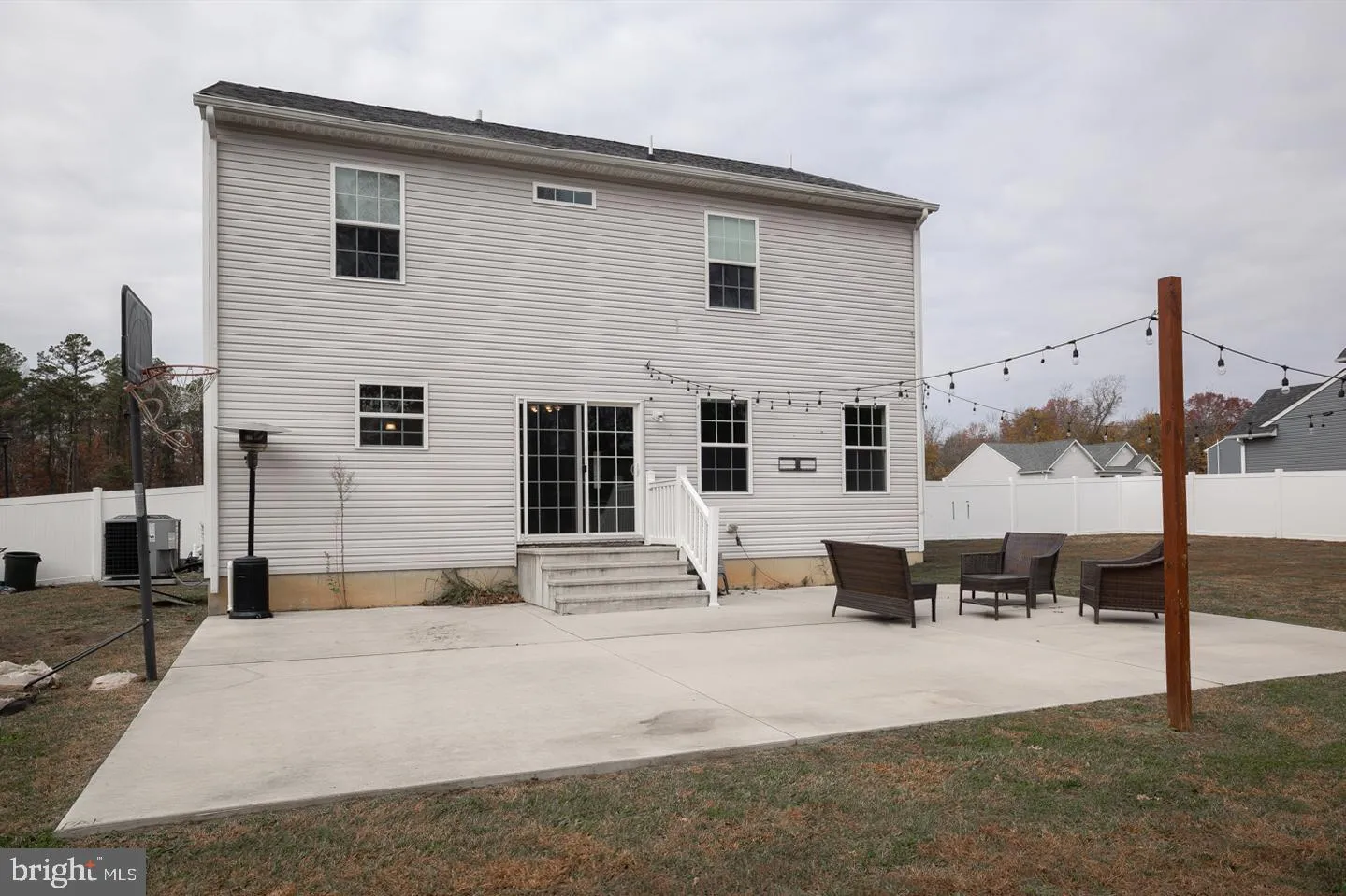 Vineland, New Jersey 08361, United States, 4 Bedrooms Bedrooms, ,3 BathroomsBathrooms,Residential,Active,250226