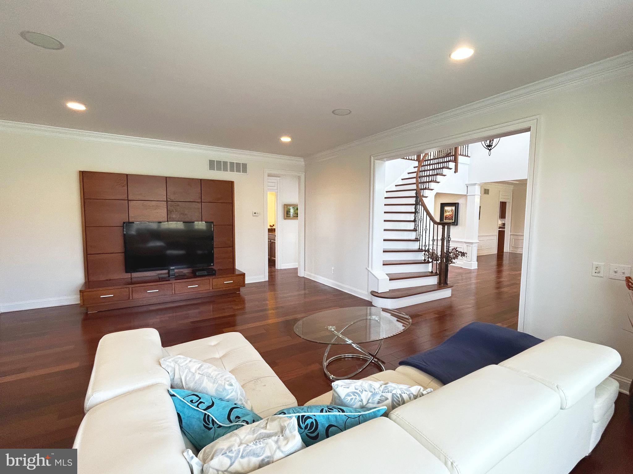 APPLECROSS - Residential