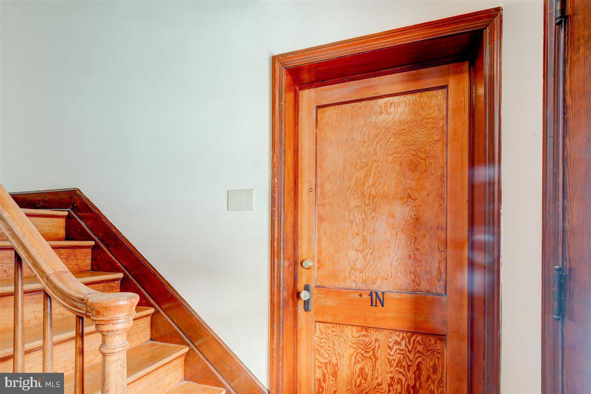 855 MULBERRY AVENUE APT 1N
