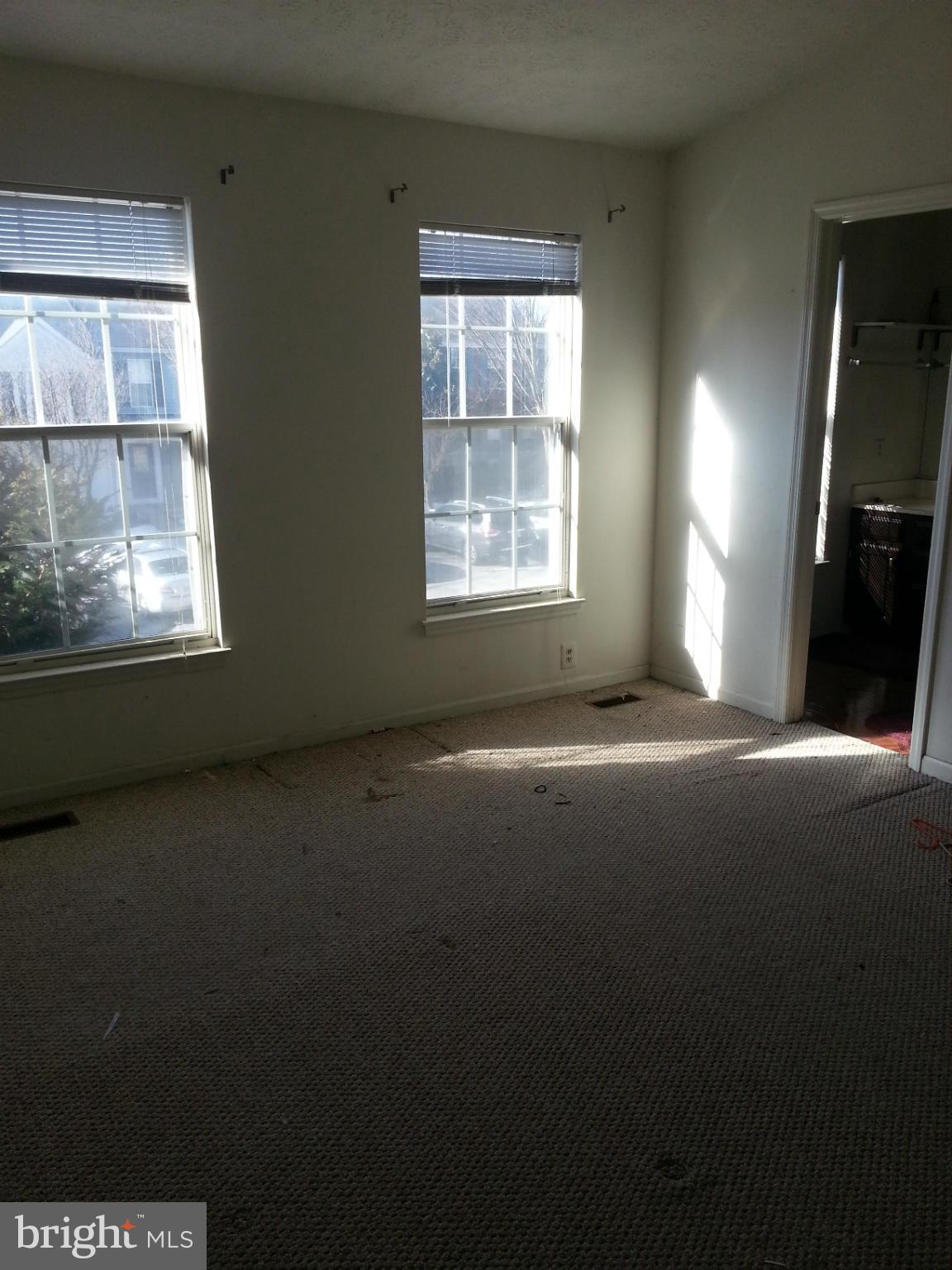 BROADVIEW - Residential