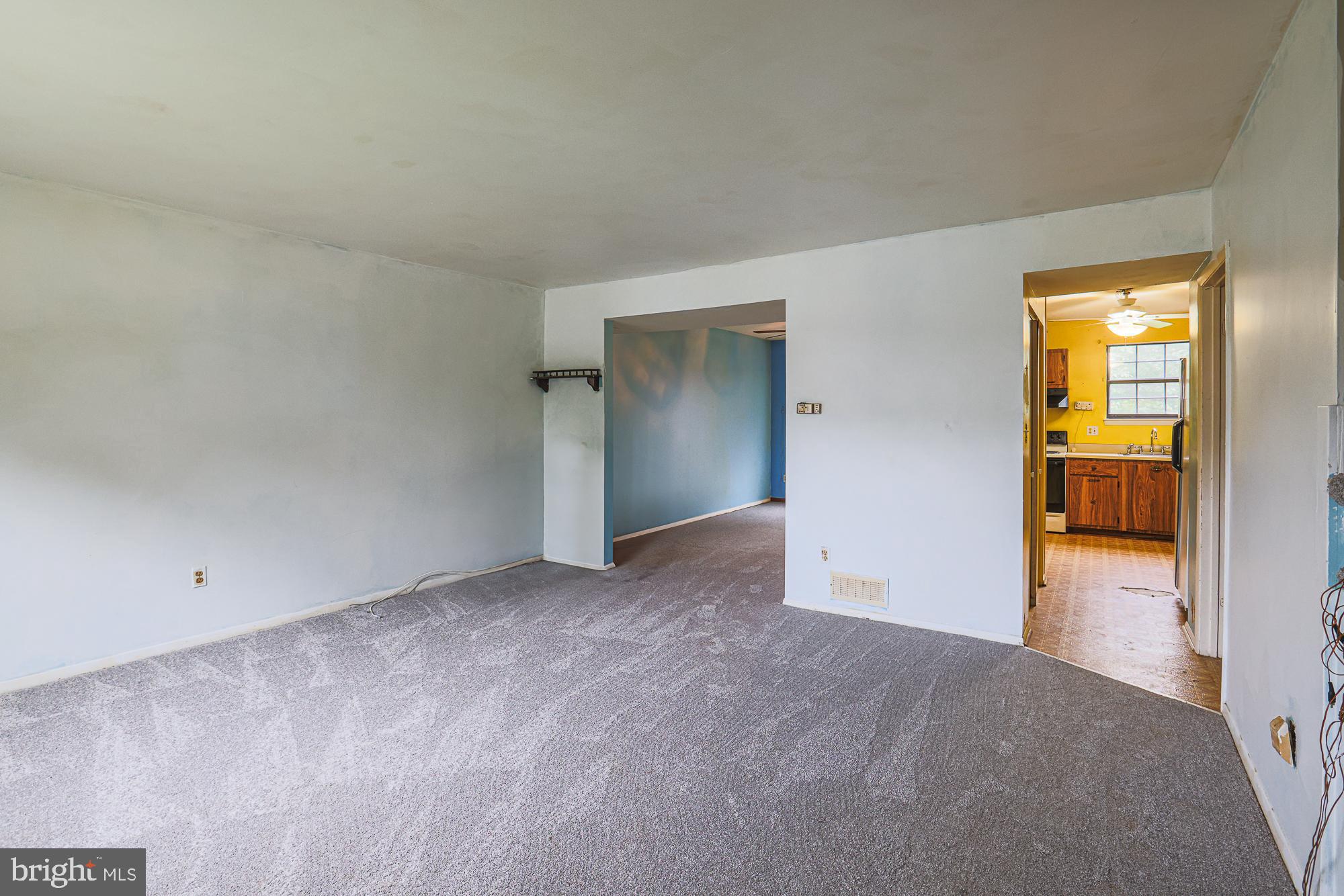 UPTON VILLAGE NORTH - Residential