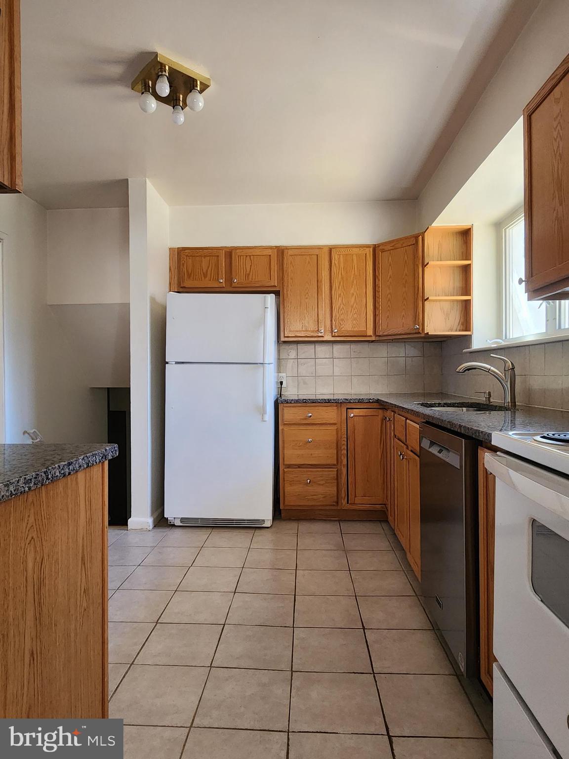 MERRIMACK PARK - Residential Lease