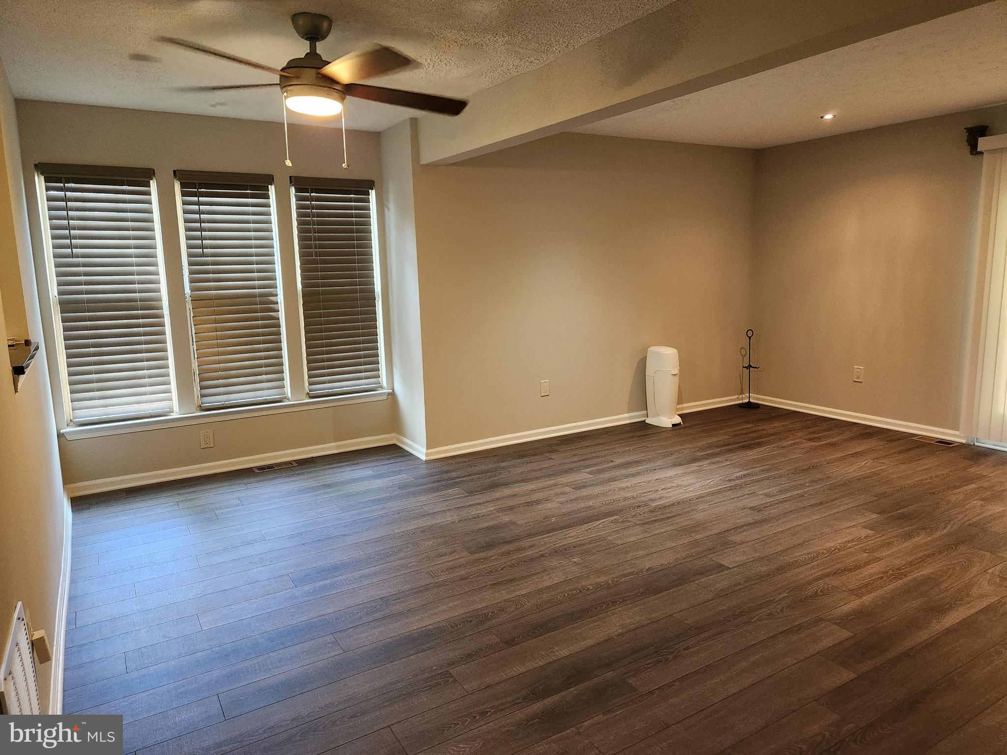 INDIAN CREEK PLAT 3 - Residential Lease