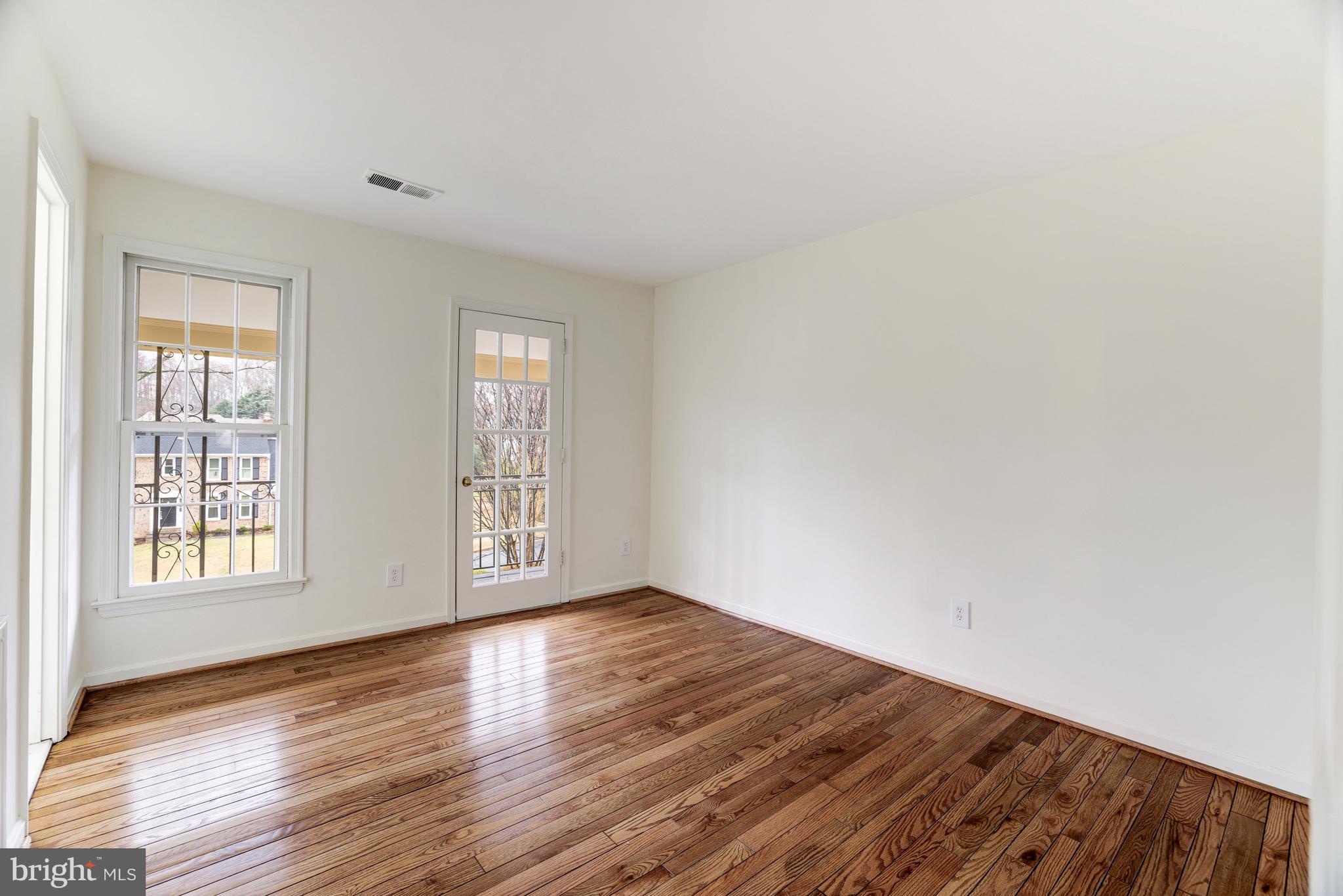 MC LEAN HUNT - Residential